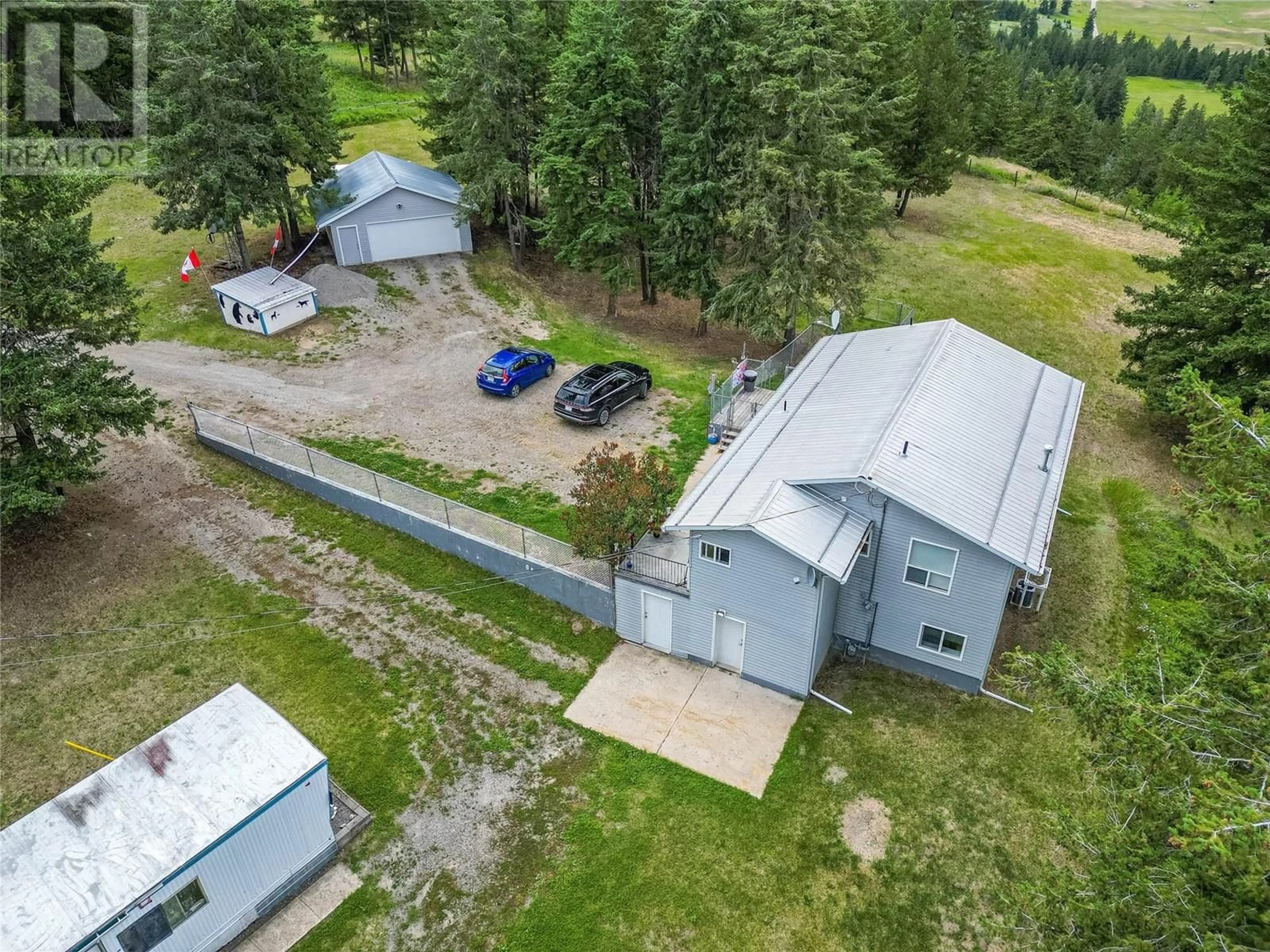 A pic from outside/outdoor area/front of a property/back of a property/a pic from drone, building for 2801 DUCK RANGE ROAD, Pritchard British Columbia V0E2P0