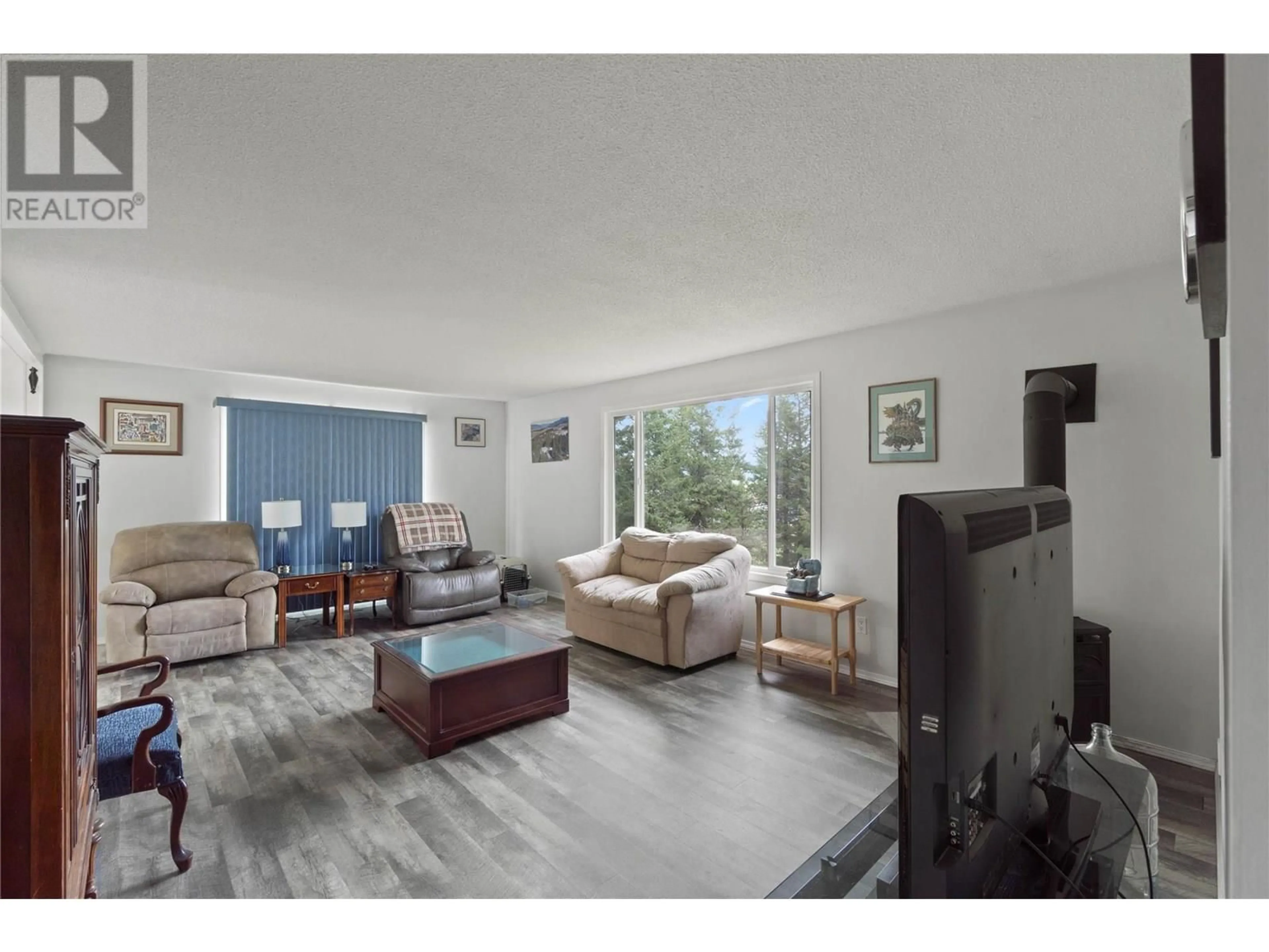 Living room with furniture, unknown for 2801 DUCK RANGE ROAD, Pritchard British Columbia V0E2P0