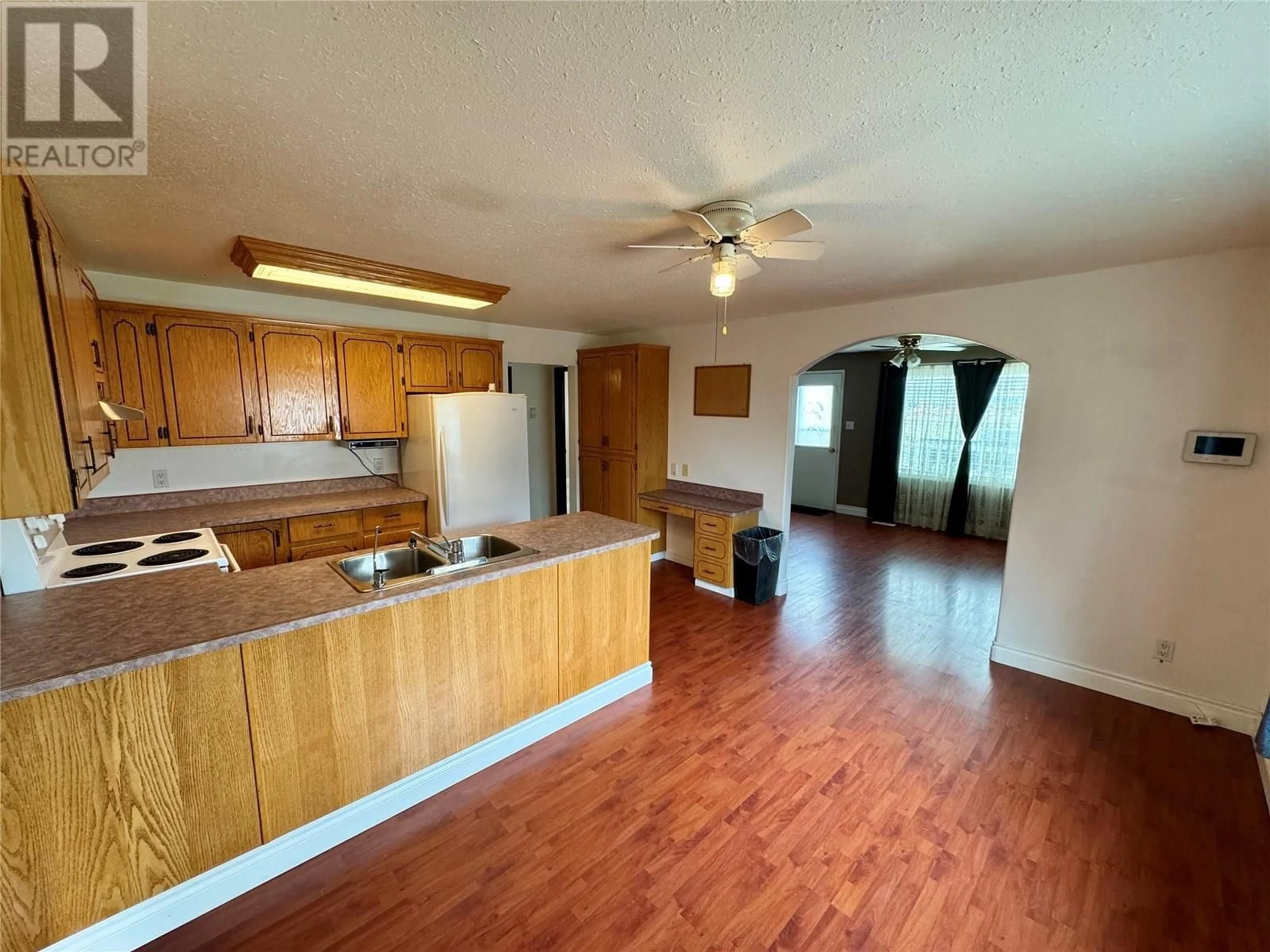 A pic of a room for 901 116 AVENUE, Dawson Creek British Columbia V1G3E3