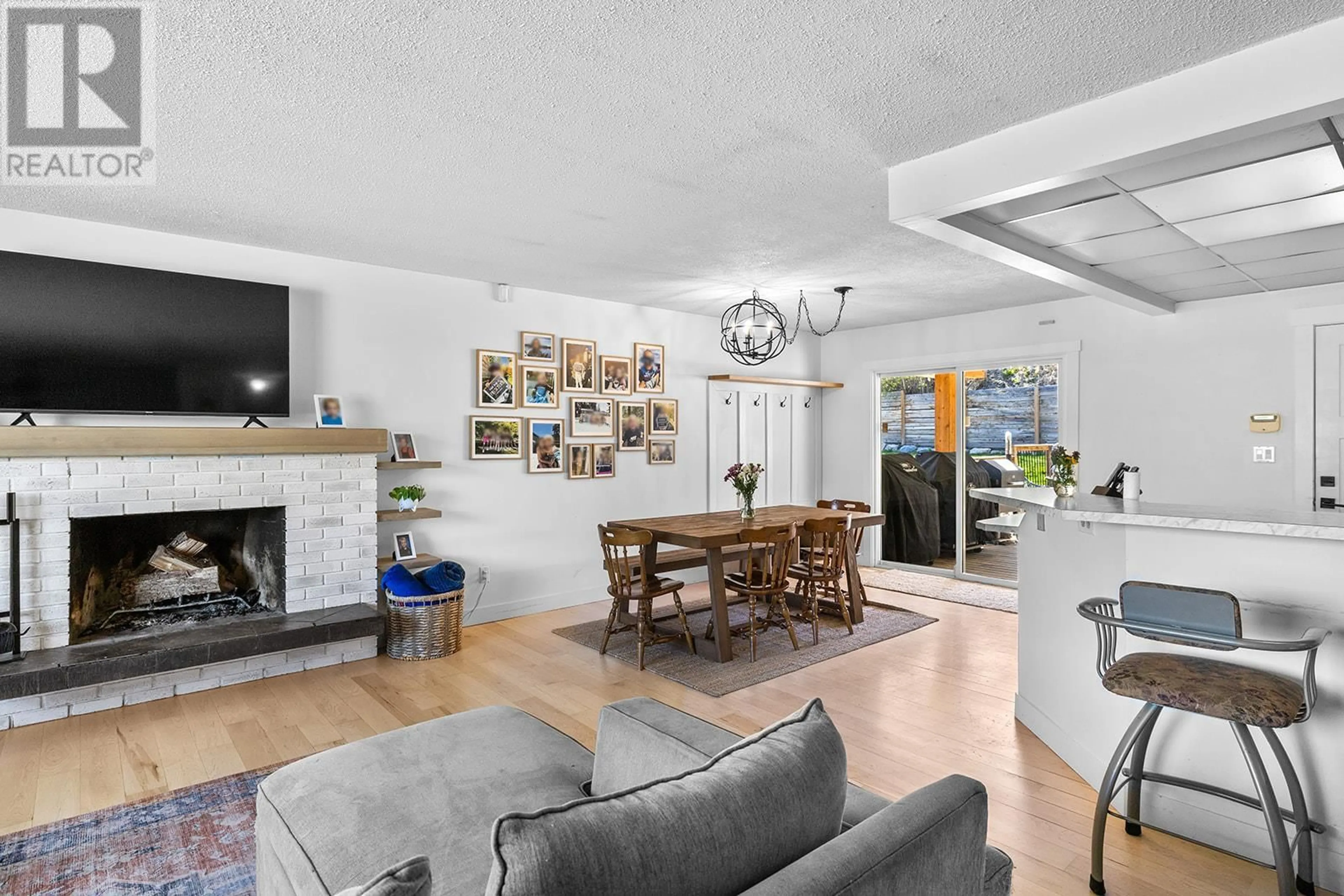Unknown for 9759 WINVIEW ROAD, Lake Country British Columbia V4V1L6