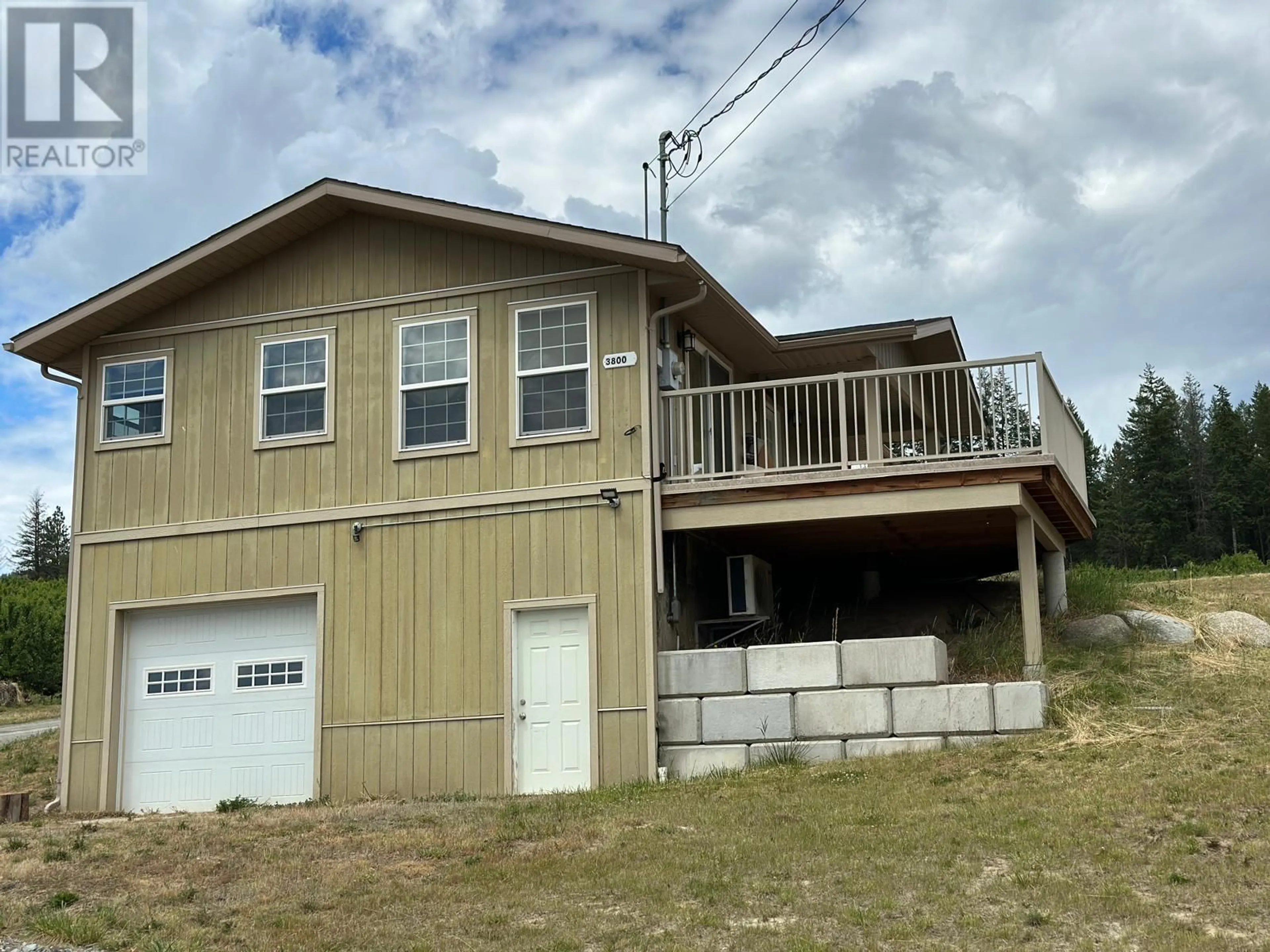 Home with vinyl exterior material, building for 3806 38TH AVENUE, Creston British Columbia V0B1G1