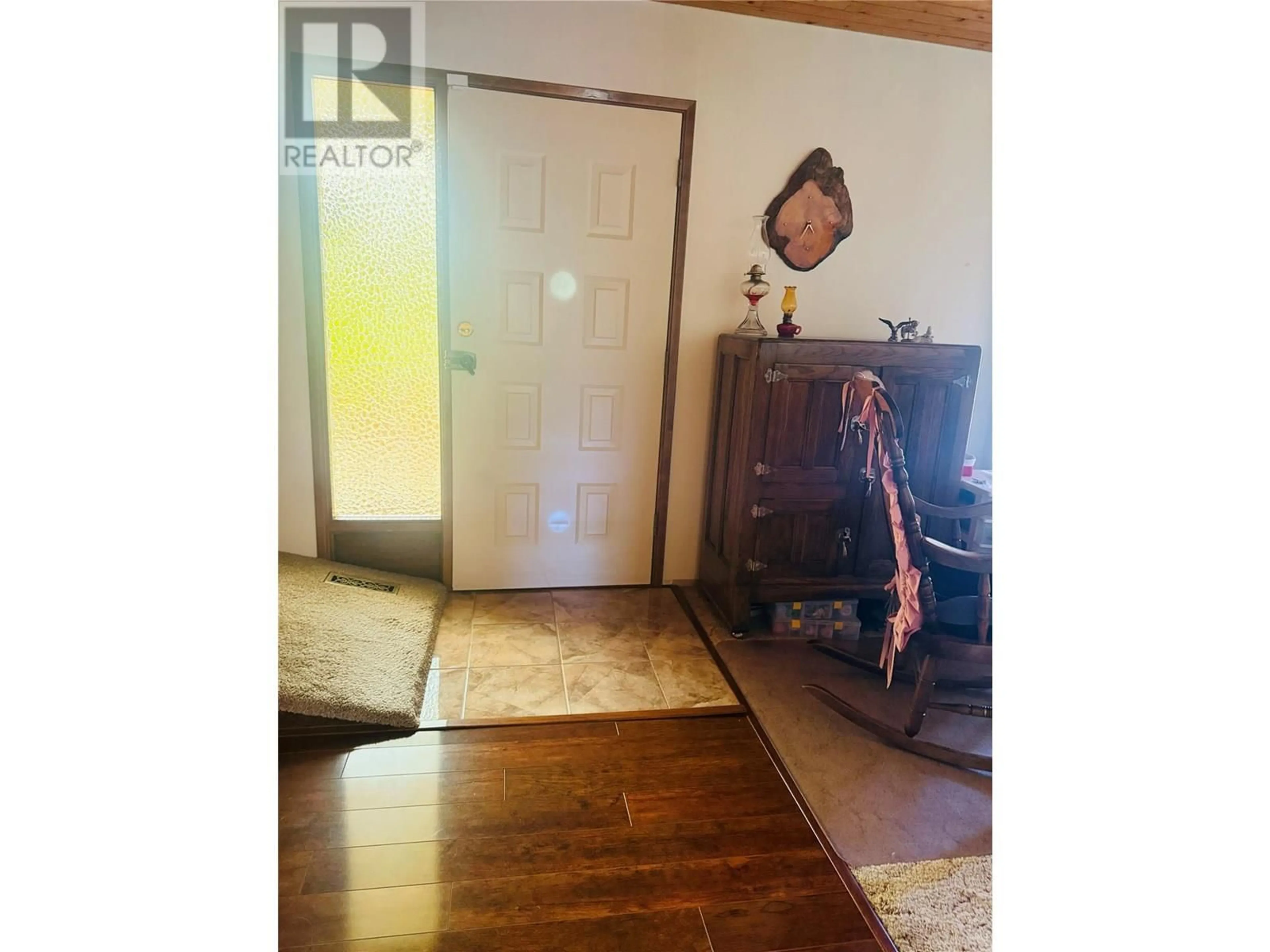 Unknown for 1410 10A AVENUE, Invermere British Columbia V0A1K0