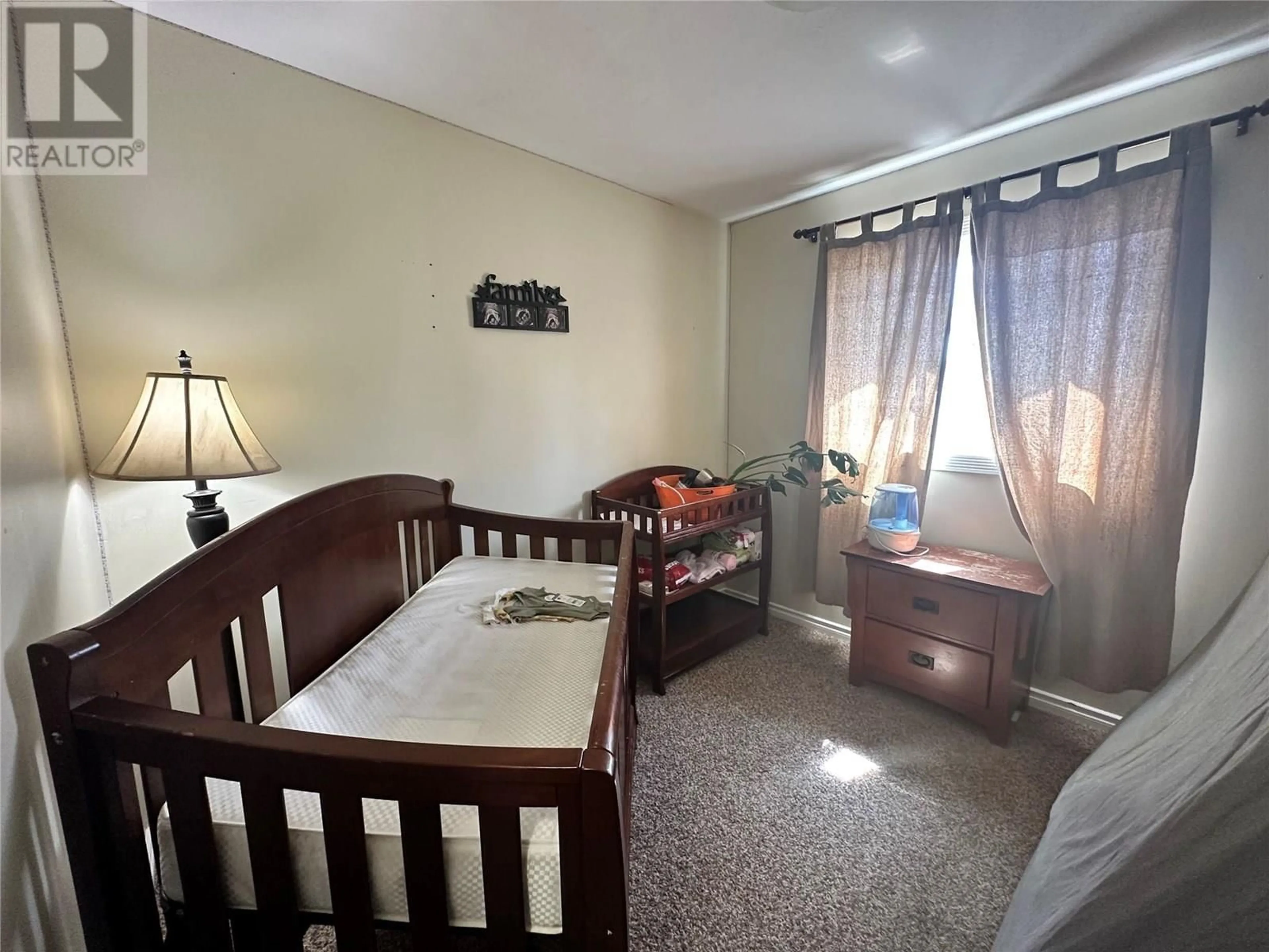 A pic of a room for 336 98 AVENUE, Dawson Creek British Columbia V1G1R7