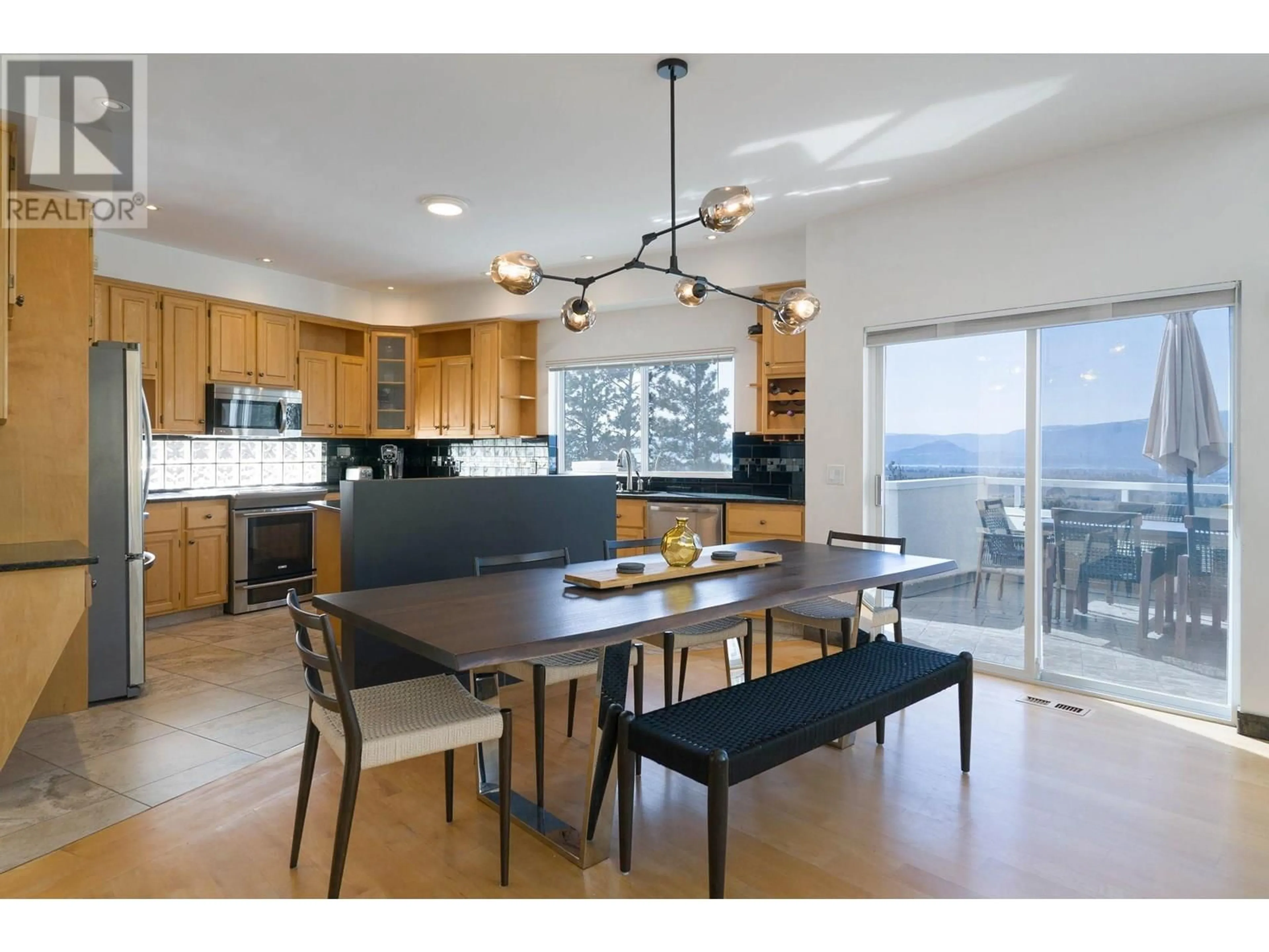 Open concept kitchen, unknown for 1022 JAMES HOCKEY PLACE, Kelowna British Columbia V1X7L2