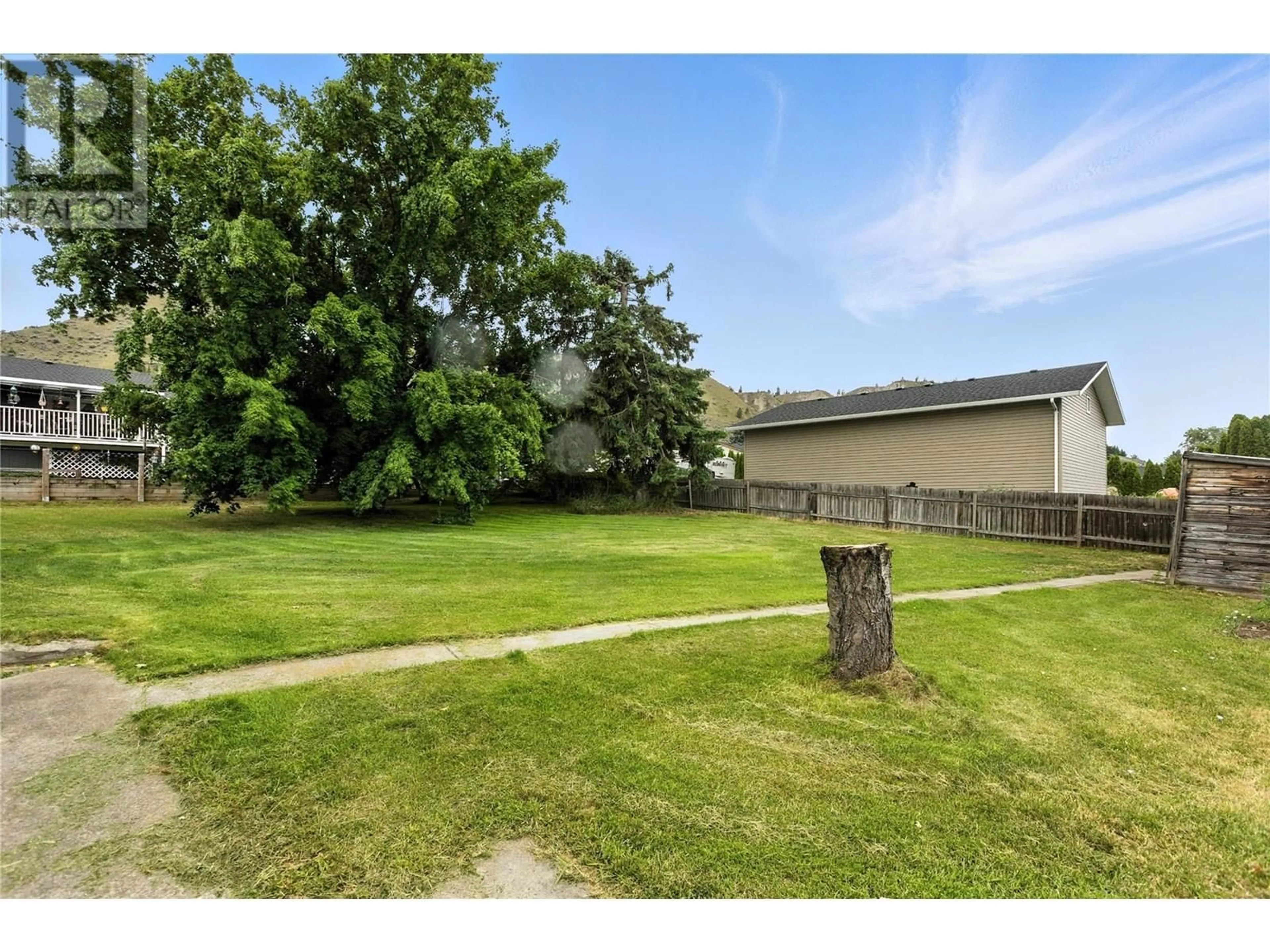 A pic from outside/outdoor area/front of a property/back of a property/a pic from drone, unknown for 205 O'CONNOR ROAD, Kamloops British Columbia V2C5A3