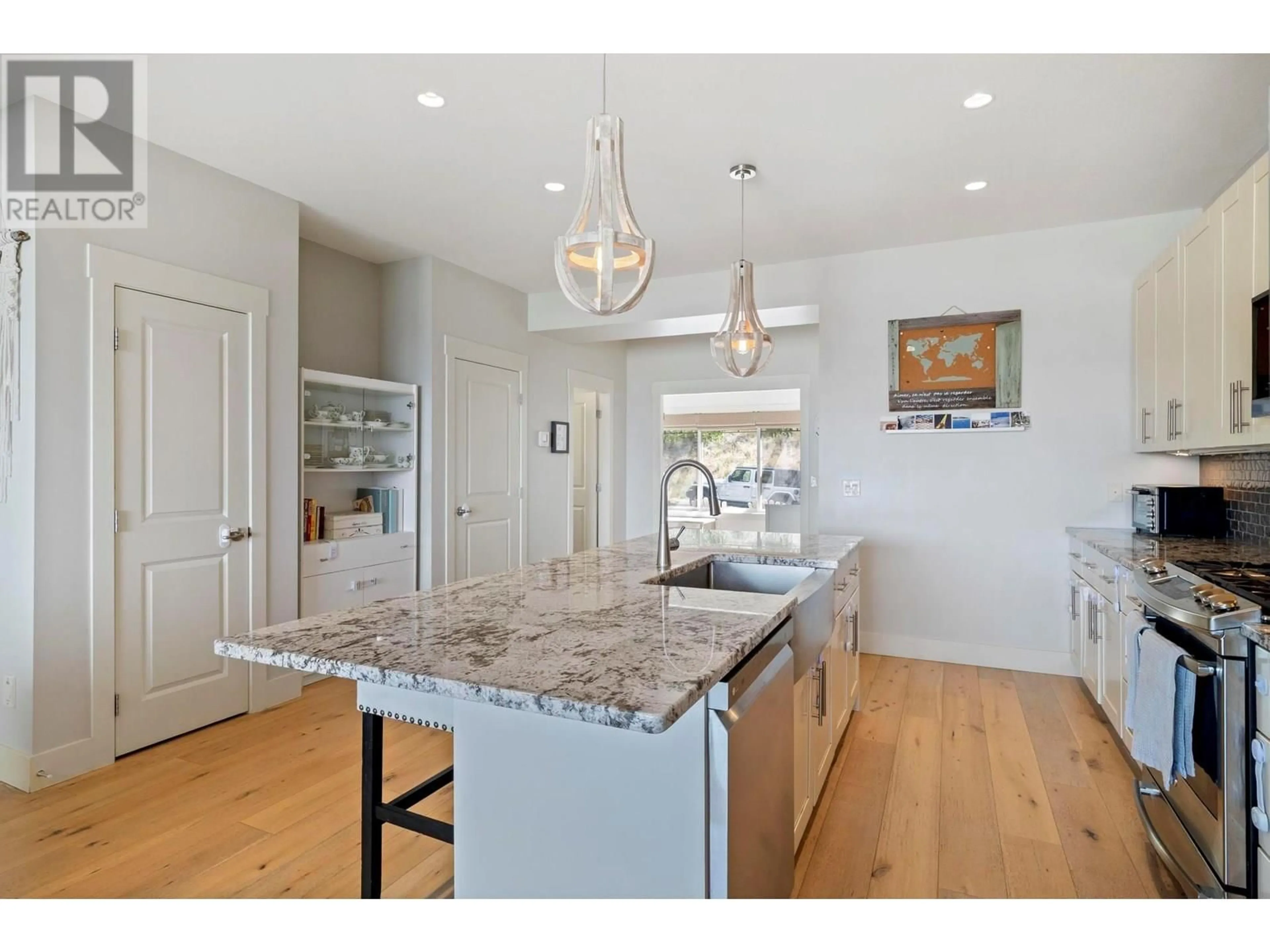 Open concept kitchen, unknown for 1174 BERGAMOT AVENUE, Kelowna British Columbia V1W5K5