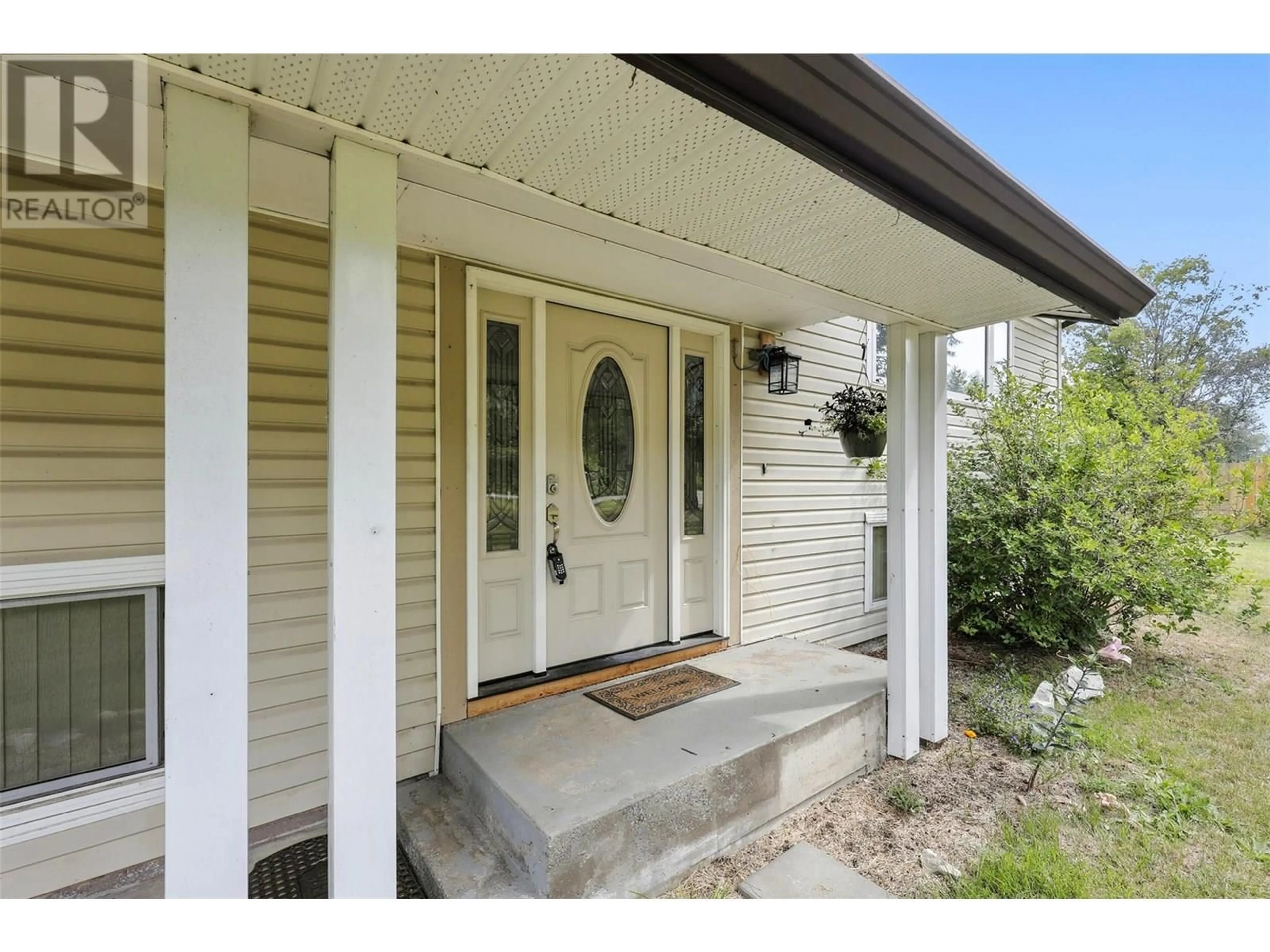 Unknown for 1653 BIRCH ISLAND LOST CREEK ROAD, Clearwater British Columbia V0E1N0