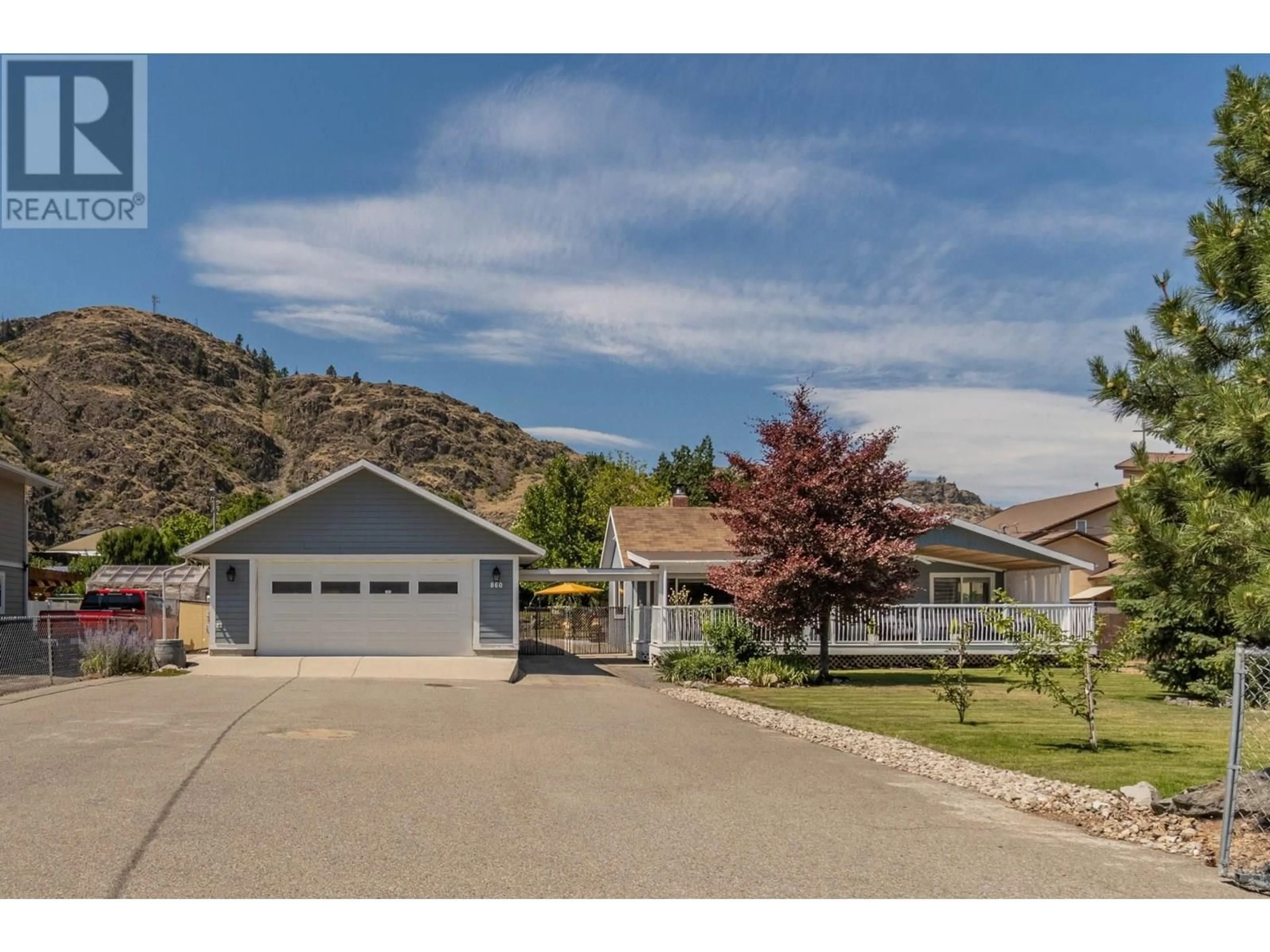 Home with vinyl exterior material, mountain view for 860 FAIRVIEW ROAD, Oliver British Columbia V0H1T6