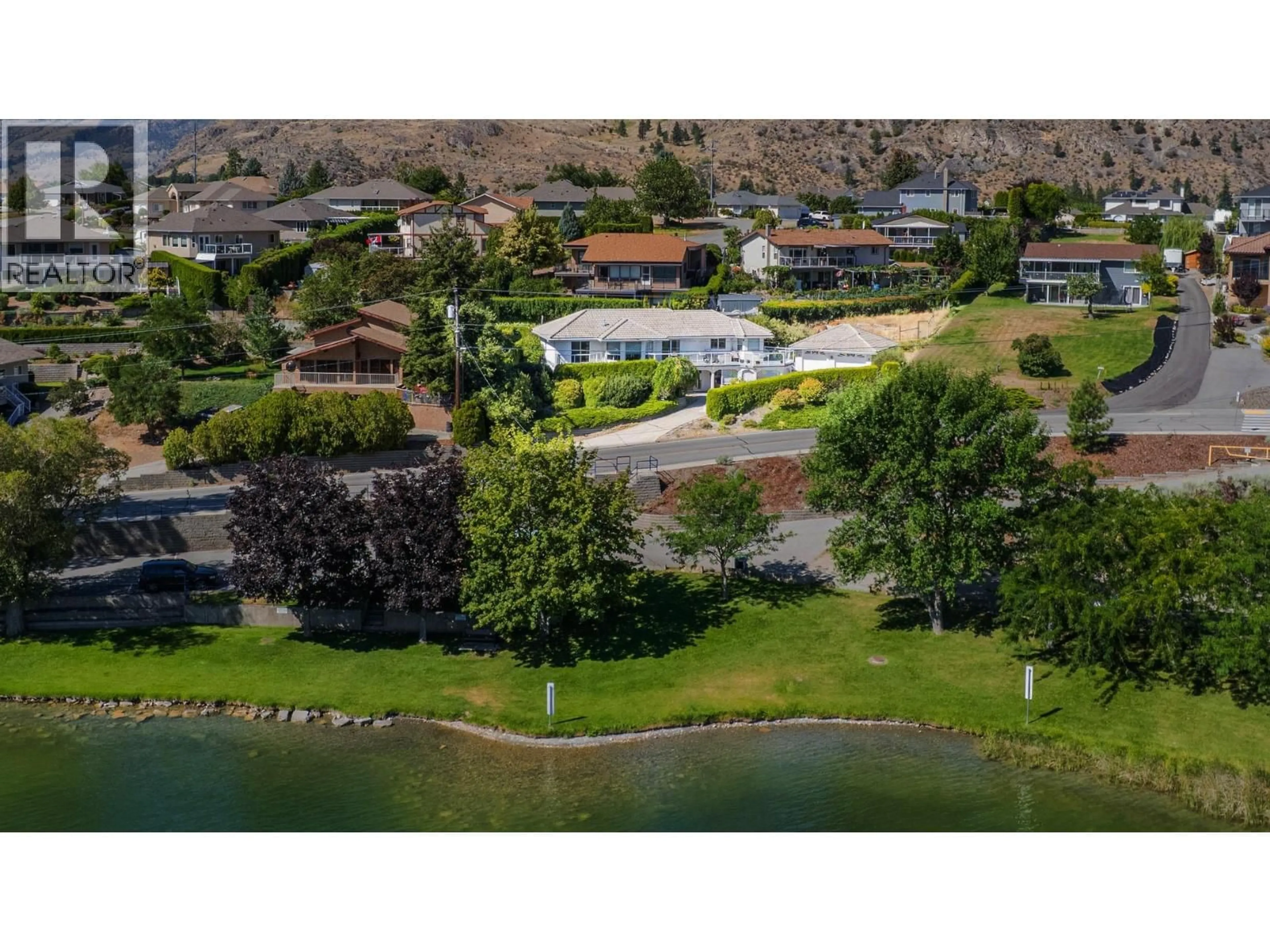 A pic from outside/outdoor area/front of a property/back of a property/a pic from drone, water/lake/river/ocean view for 6752 LAKESIDE DRIVE, Oliver British Columbia V0H1T4