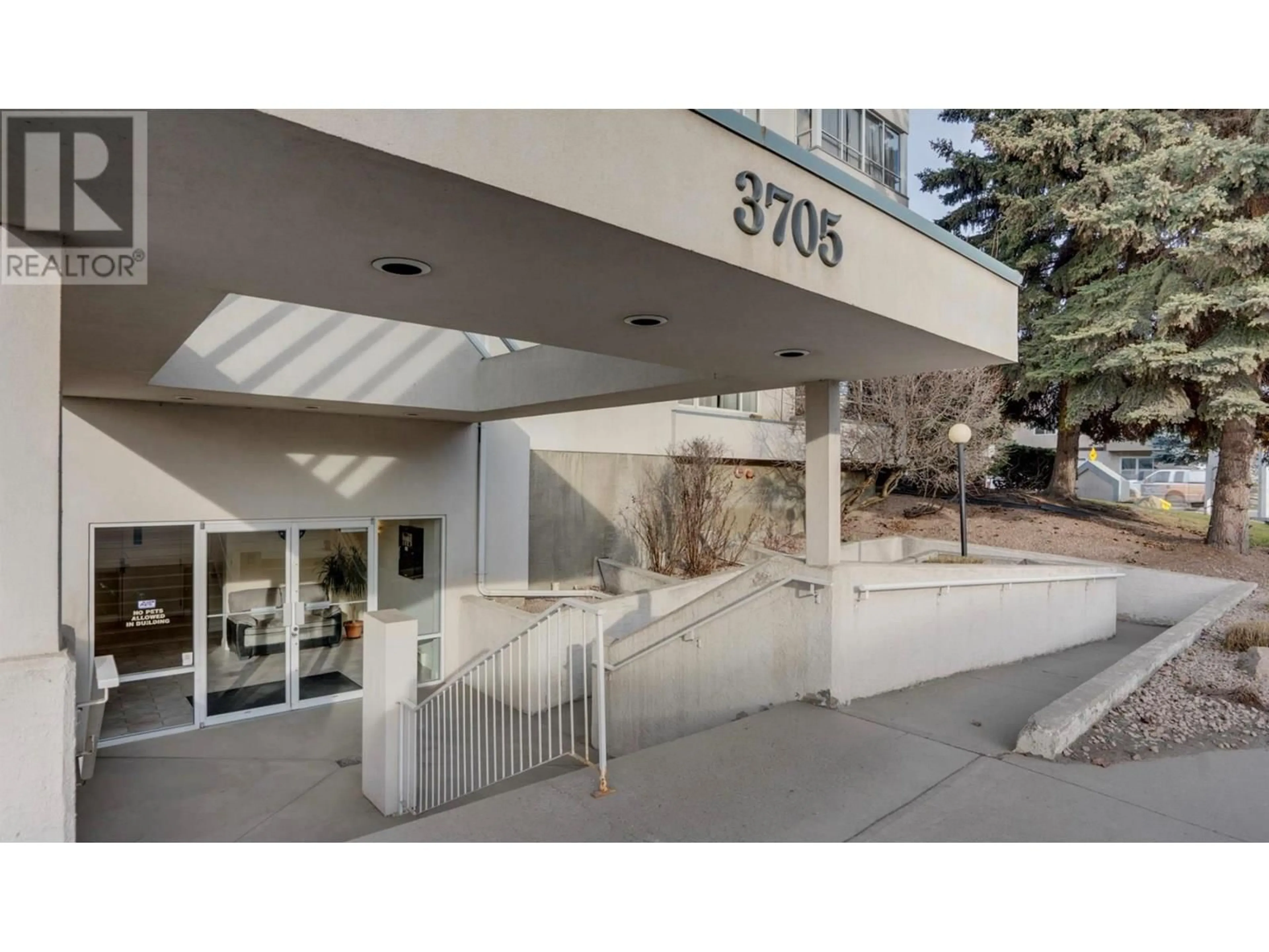 Unknown for 204 - 3705 30 AVENUE, Vernon British Columbia V1T2E7