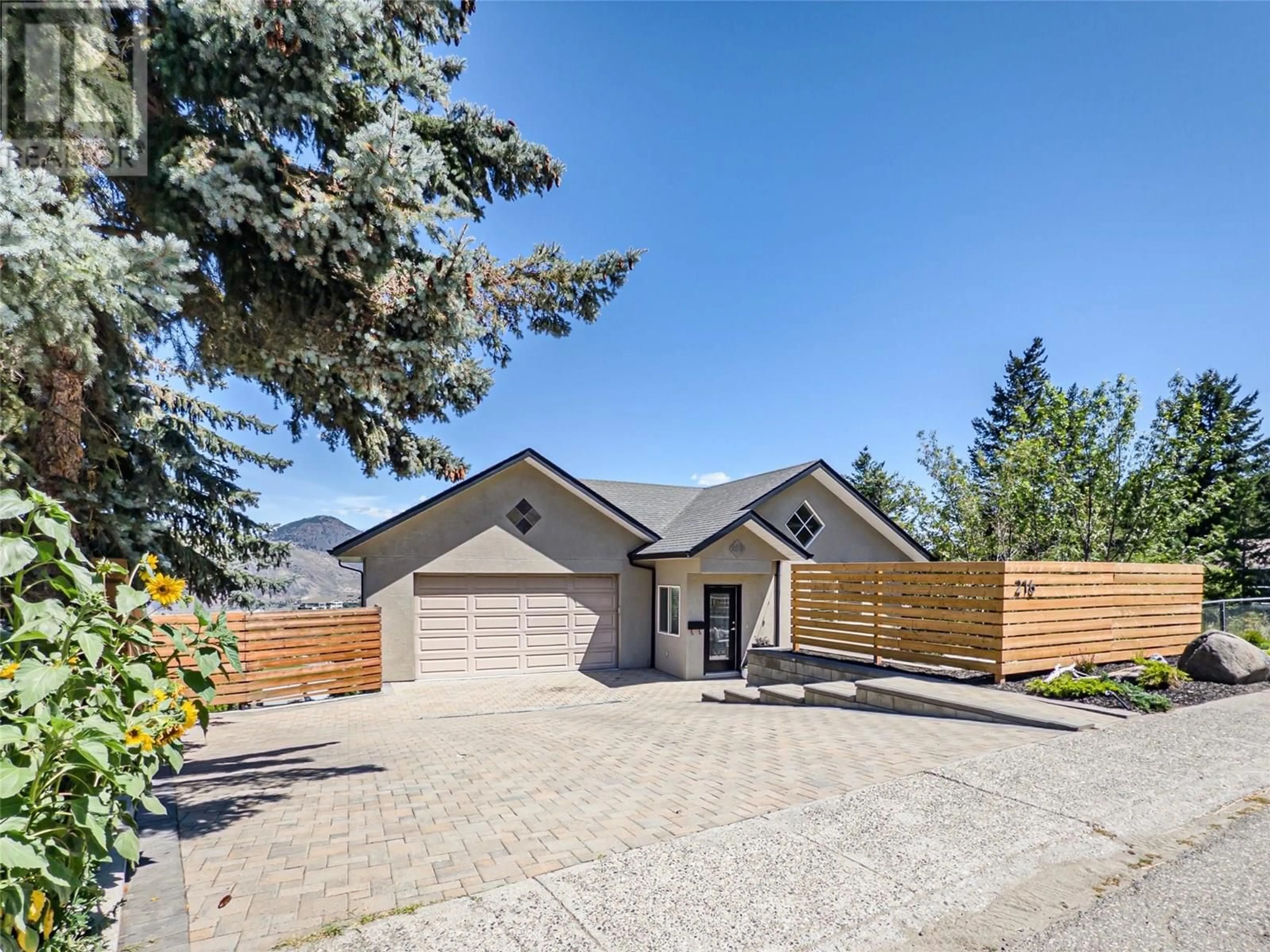 Unknown for 216 MONMOUTH DRIVE, Kamloops British Columbia V2E1M1