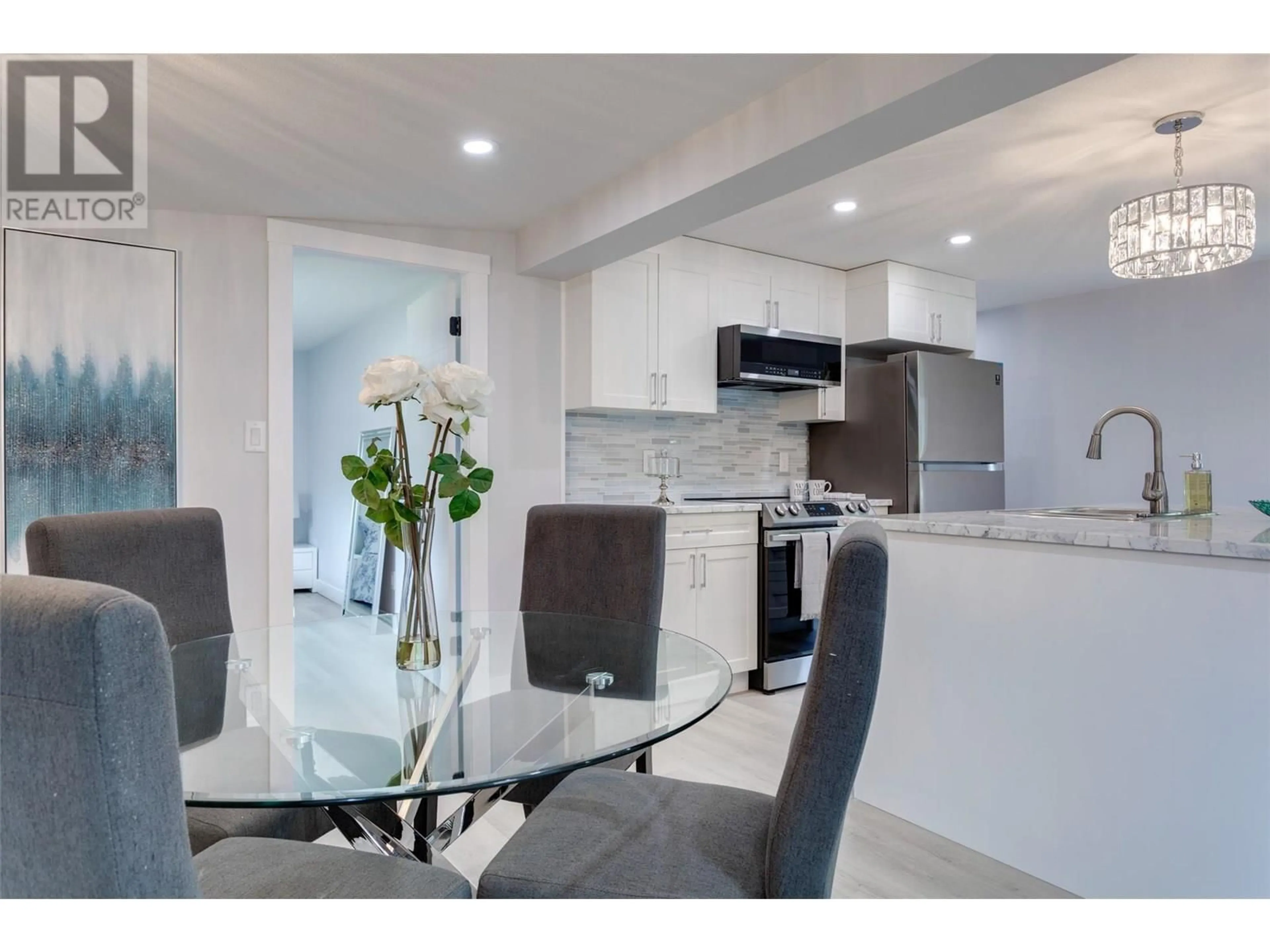 Open concept kitchen, unknown for 10 - 3535 MCCULLOCH ROAD, Kelowna British Columbia V1W4R8