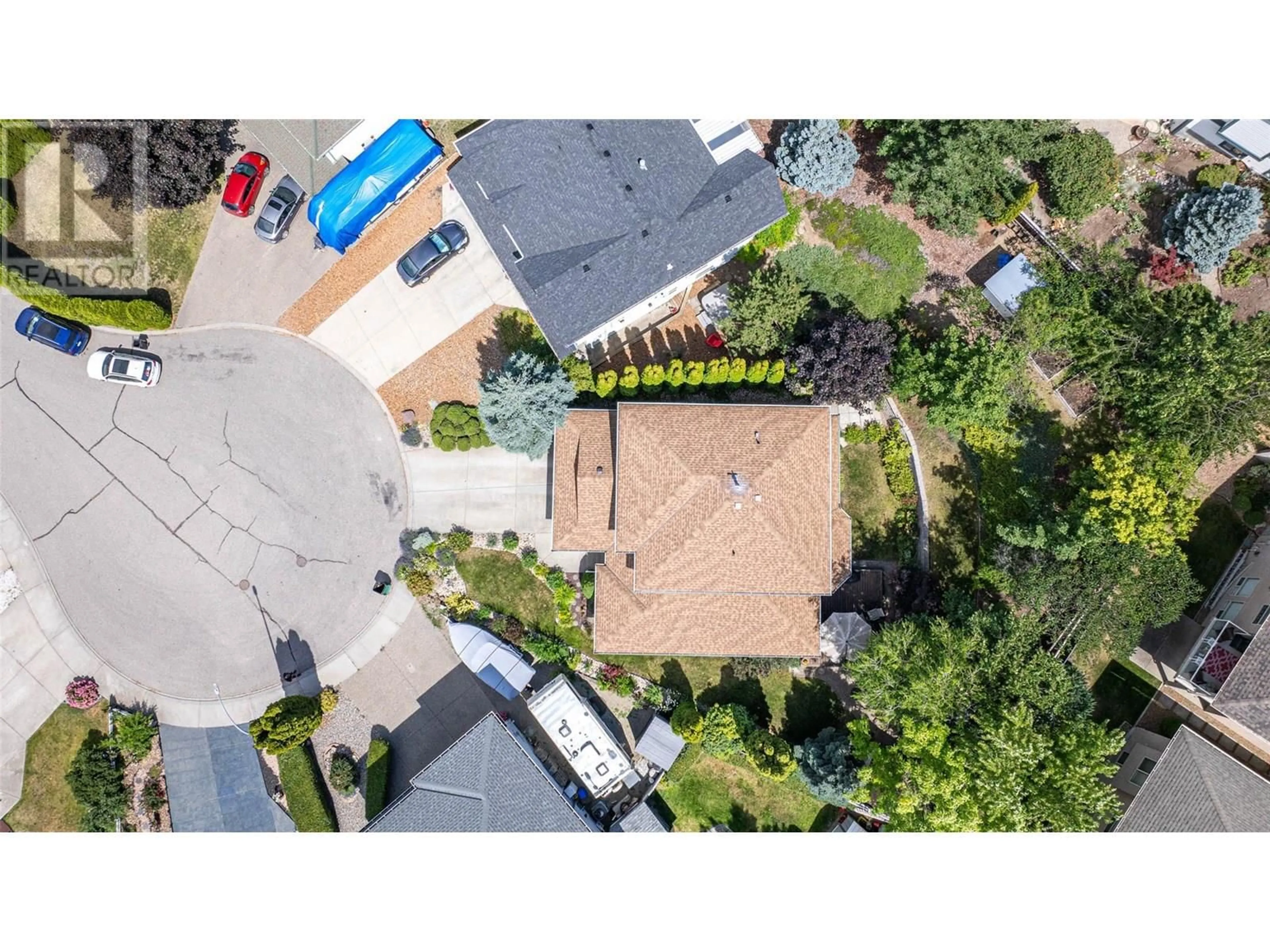 A pic from outside/outdoor area/front of a property/back of a property/a pic from drone, unknown for 947 MT. BEAVEN PLACE, Vernon British Columbia V1B2Y8