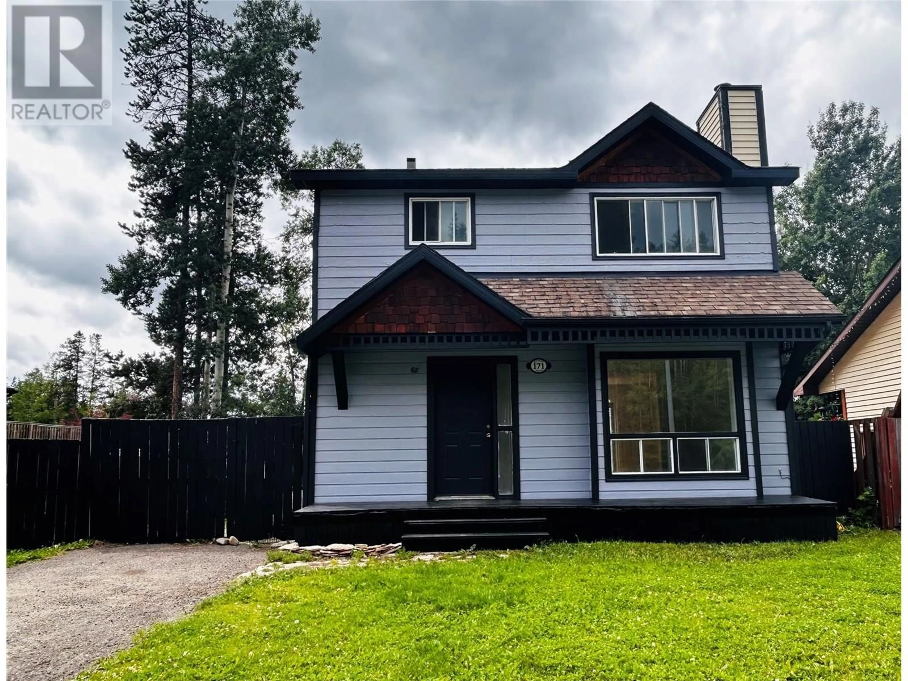 A pic from outside/outdoor area/front of a property/back of a property/a pic from drone, unknown for 171 MURRAY DRIVE, Tumbler Ridge British Columbia V0C2W0