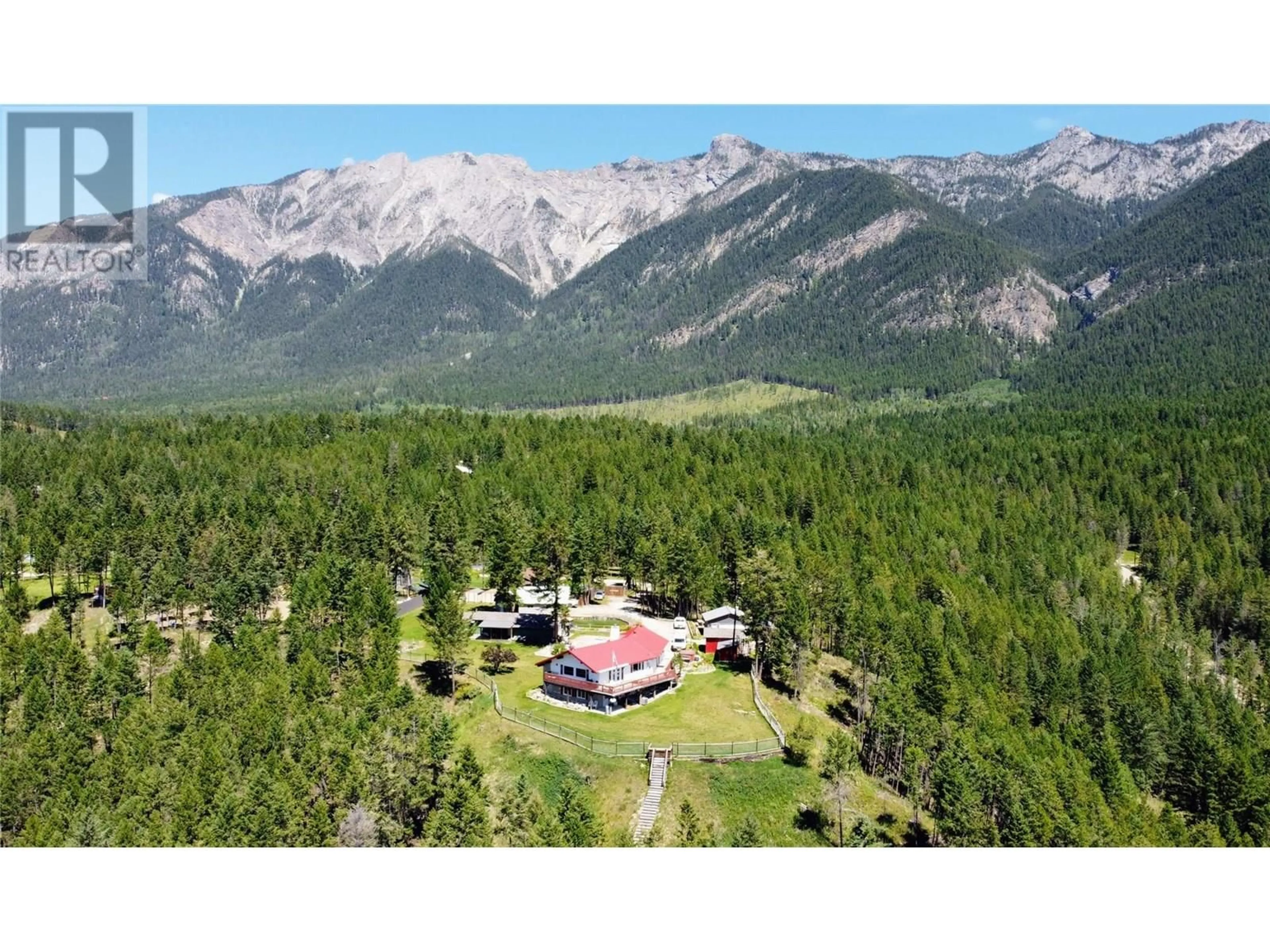 A pic from outside/outdoor area/front of a property/back of a property/a pic from drone, mountain view for 5761 LAUTRUP ROAD, Edgewater British Columbia V0A1E0