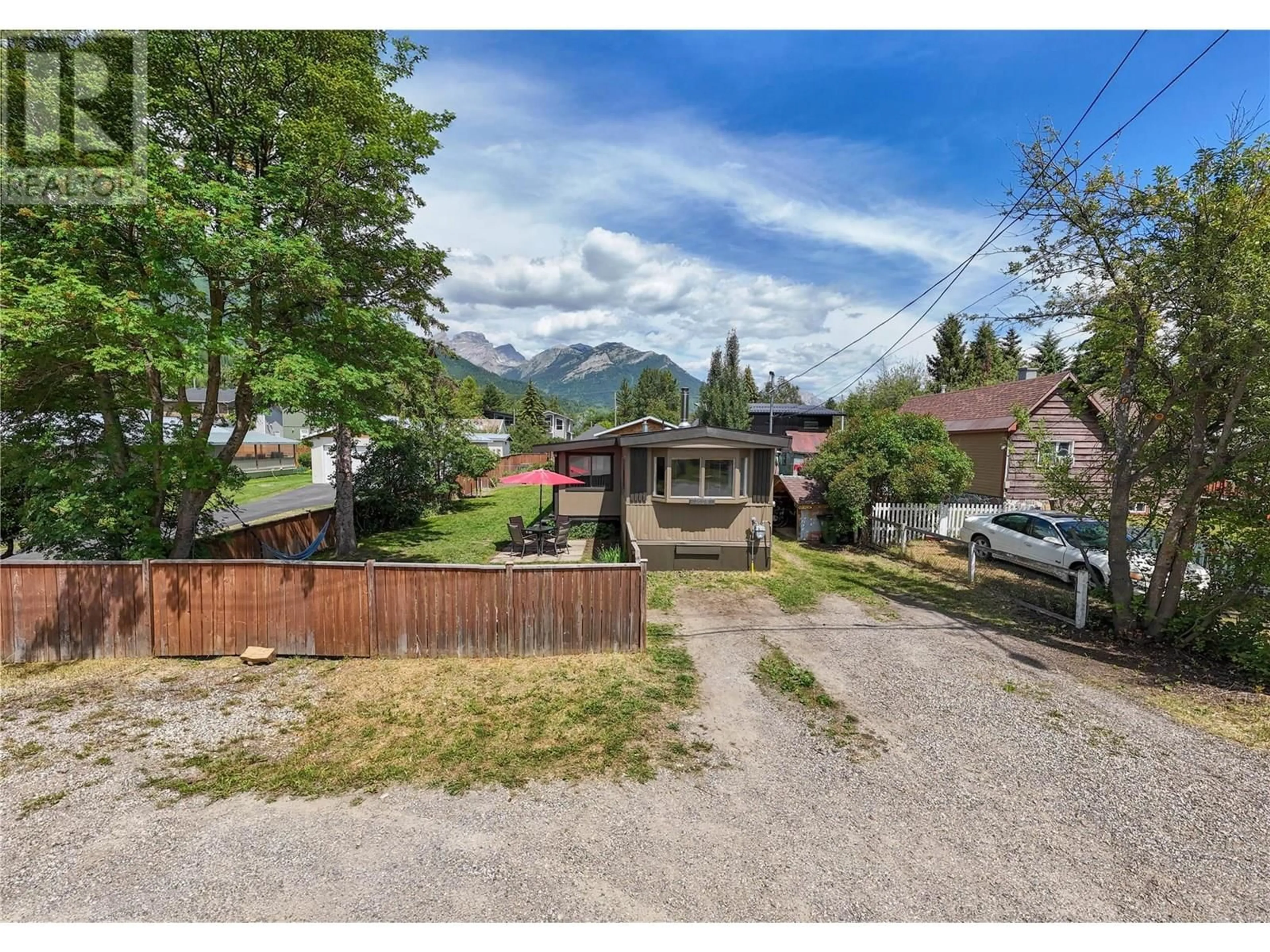 A pic from outside/outdoor area/front of a property/back of a property/a pic from drone, mountain view for 1099 MCDONALD AVENUE, Fernie British Columbia V0B1M1