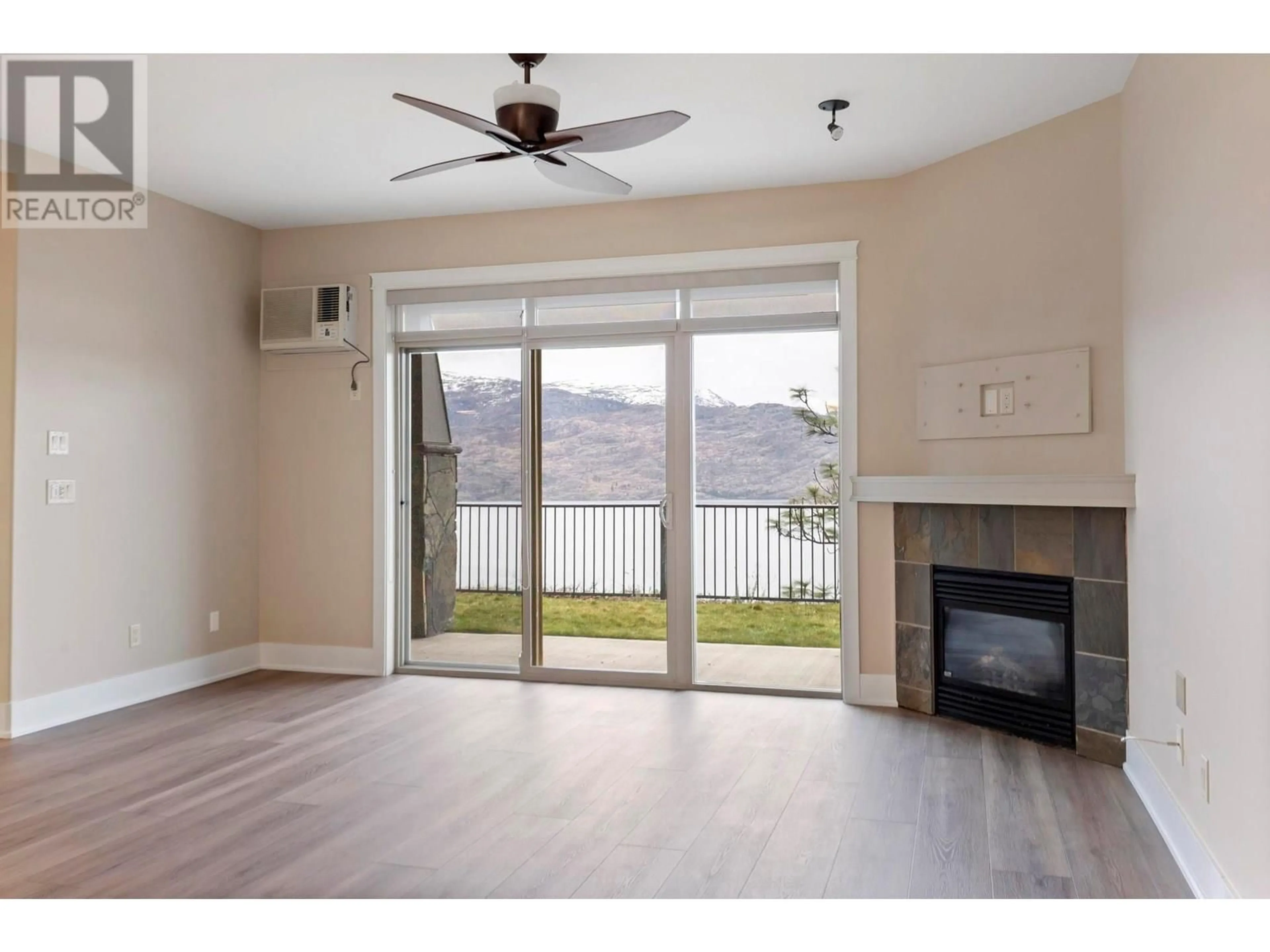A pic of a room for 114 - 4350 PONDEROSA DRIVE, Peachland British Columbia V0H1X5