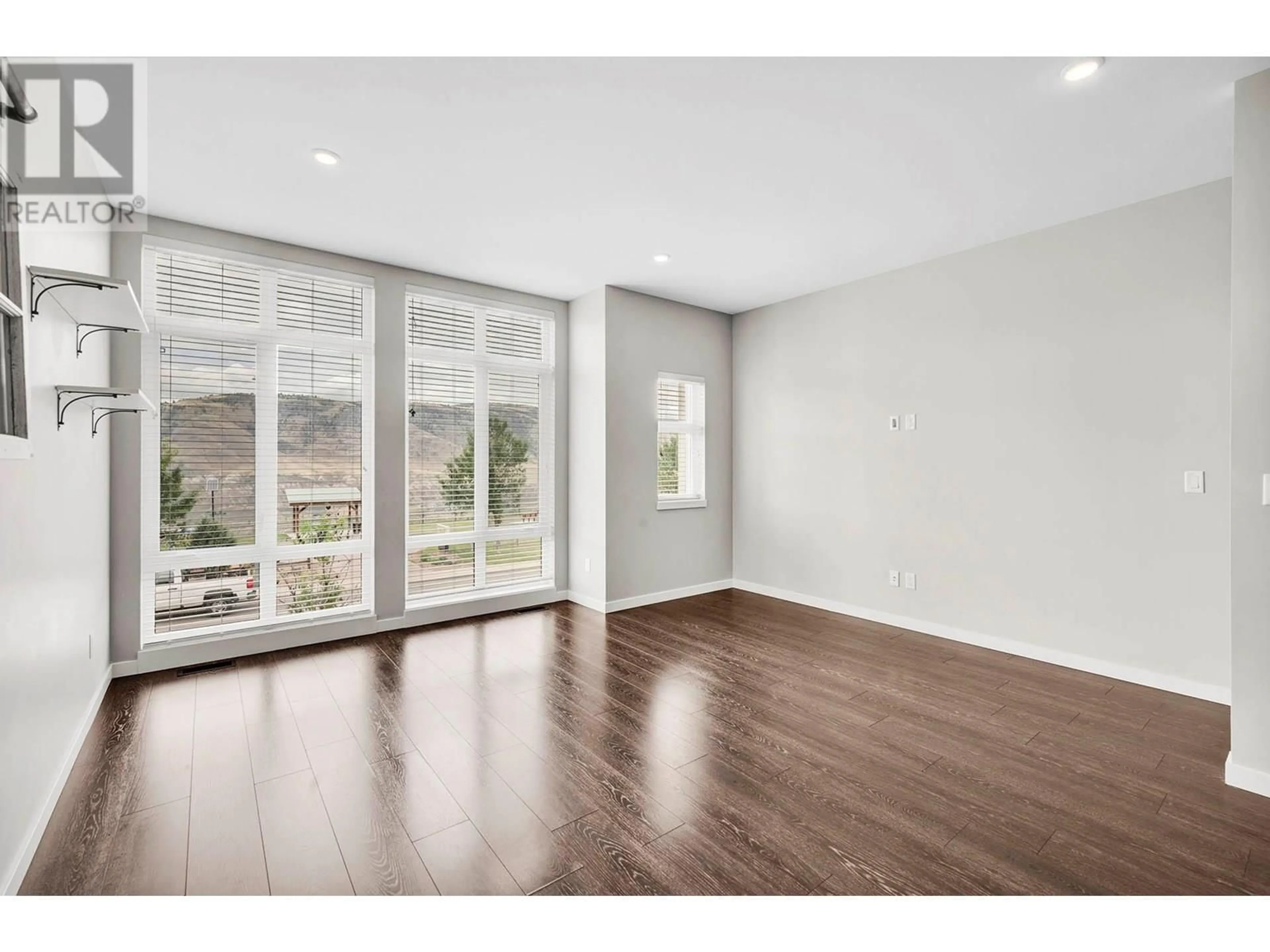 A pic of a room for 112 - 1951 QU'APPELLE BOULEVARD, Kamloops British Columbia V2E0C8