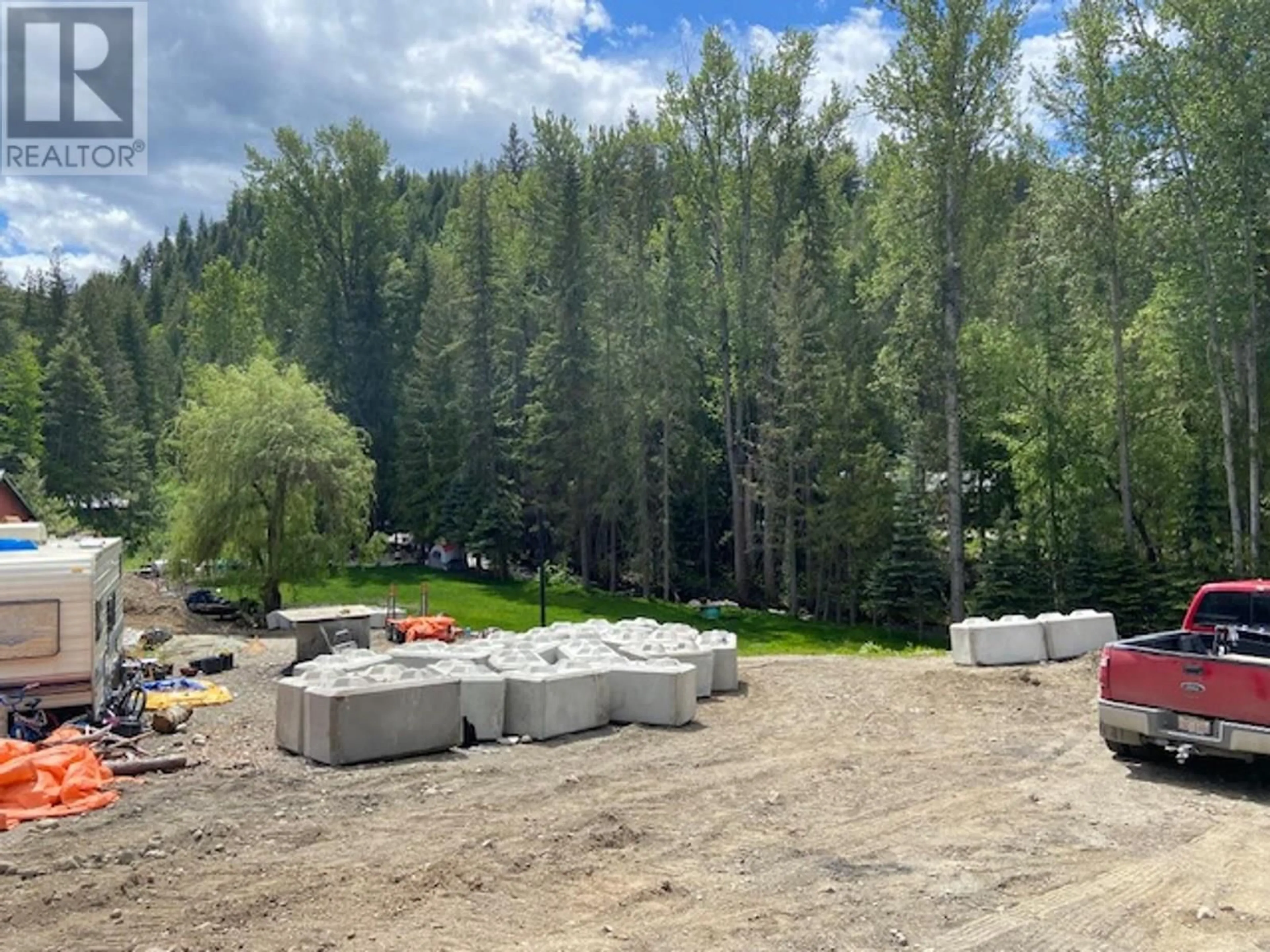 A pic from outside/outdoor area/front of a property/back of a property/a pic from drone, unknown for 1098 HIGHWAY 6 OTHER, Cherryville British Columbia V0E2G0