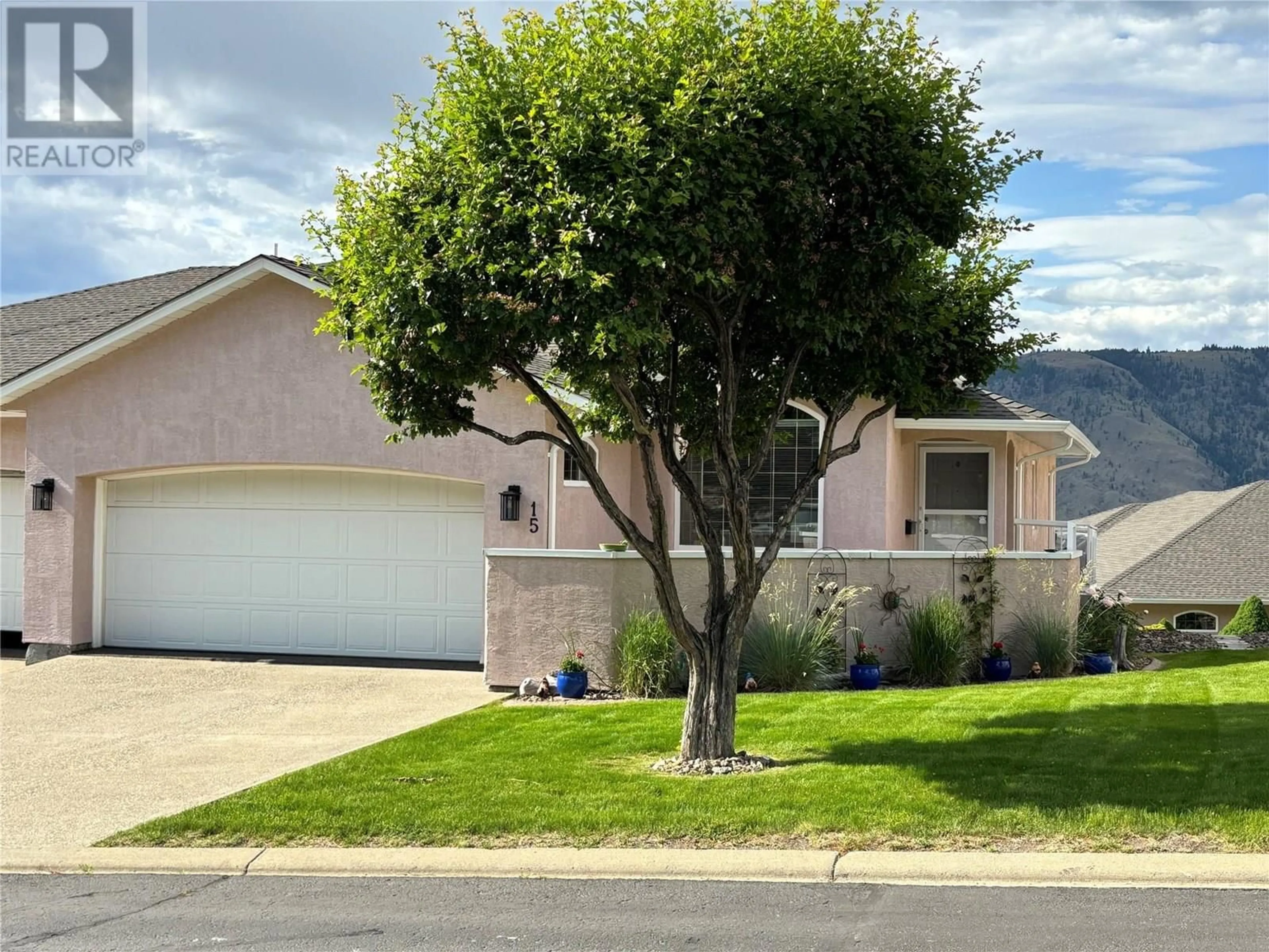Home with vinyl exterior material, street for 15 - 2630 NECHAKO DRIVE, Kamloops British Columbia V2E2C9