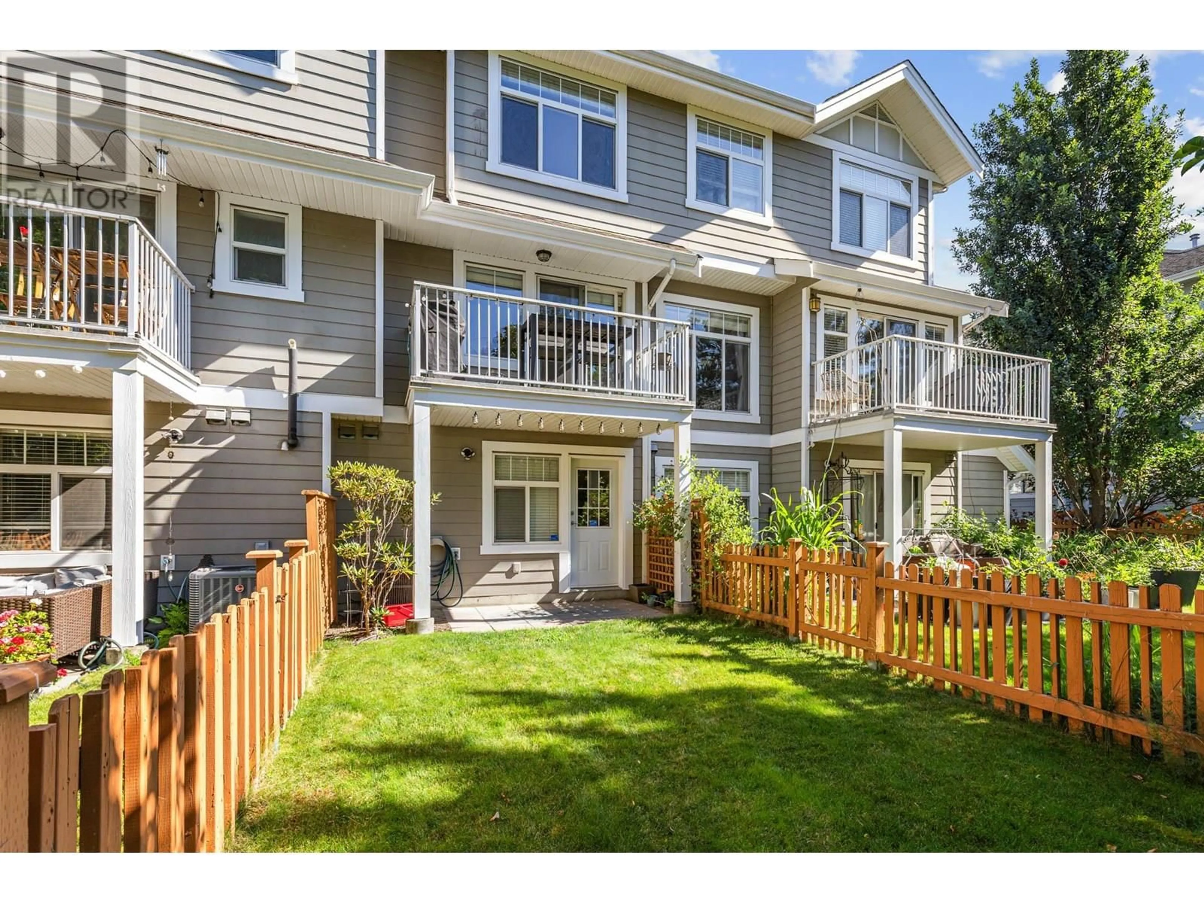 Patio, mountain view for 14 - 1853 PARKVIEW CRESCENT, Kelowna British Columbia V1X8A3