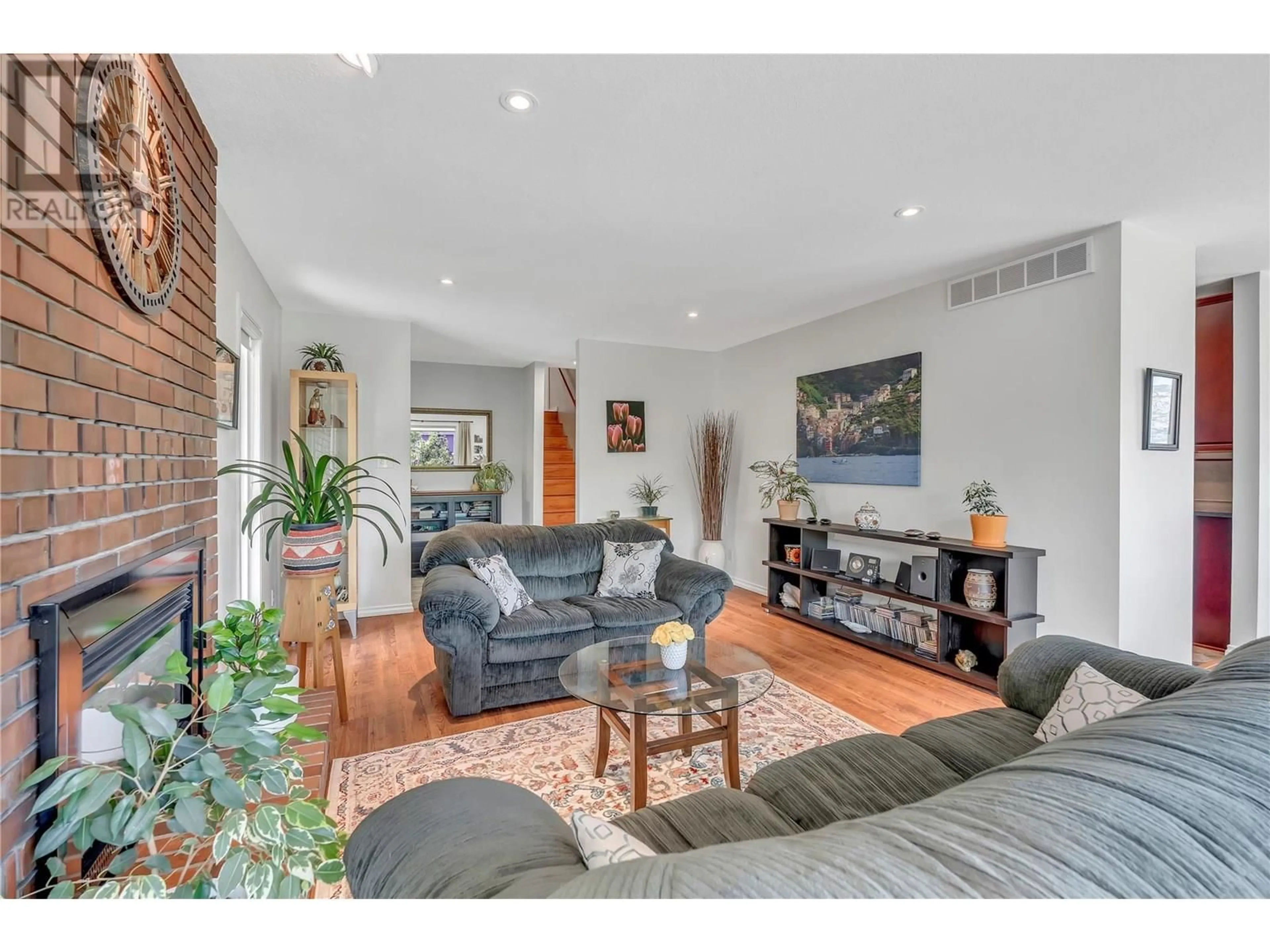Living room with furniture, unknown for 8704 KURODA PLACE, Summerland British Columbia V0H1Z7