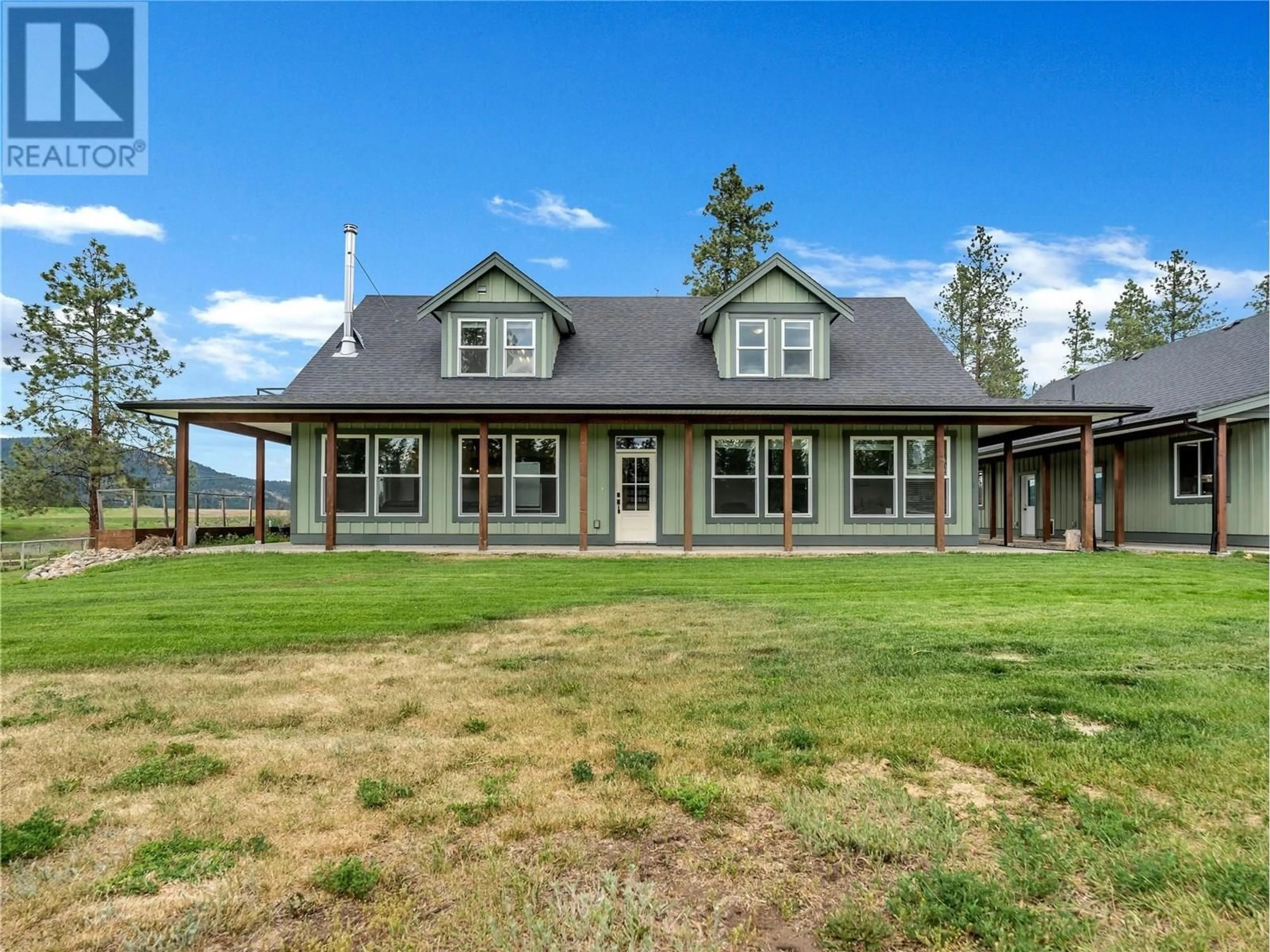 Home with vinyl exterior material, unknown for 422 HUEY ROAD, Princeton British Columbia V0X1W0