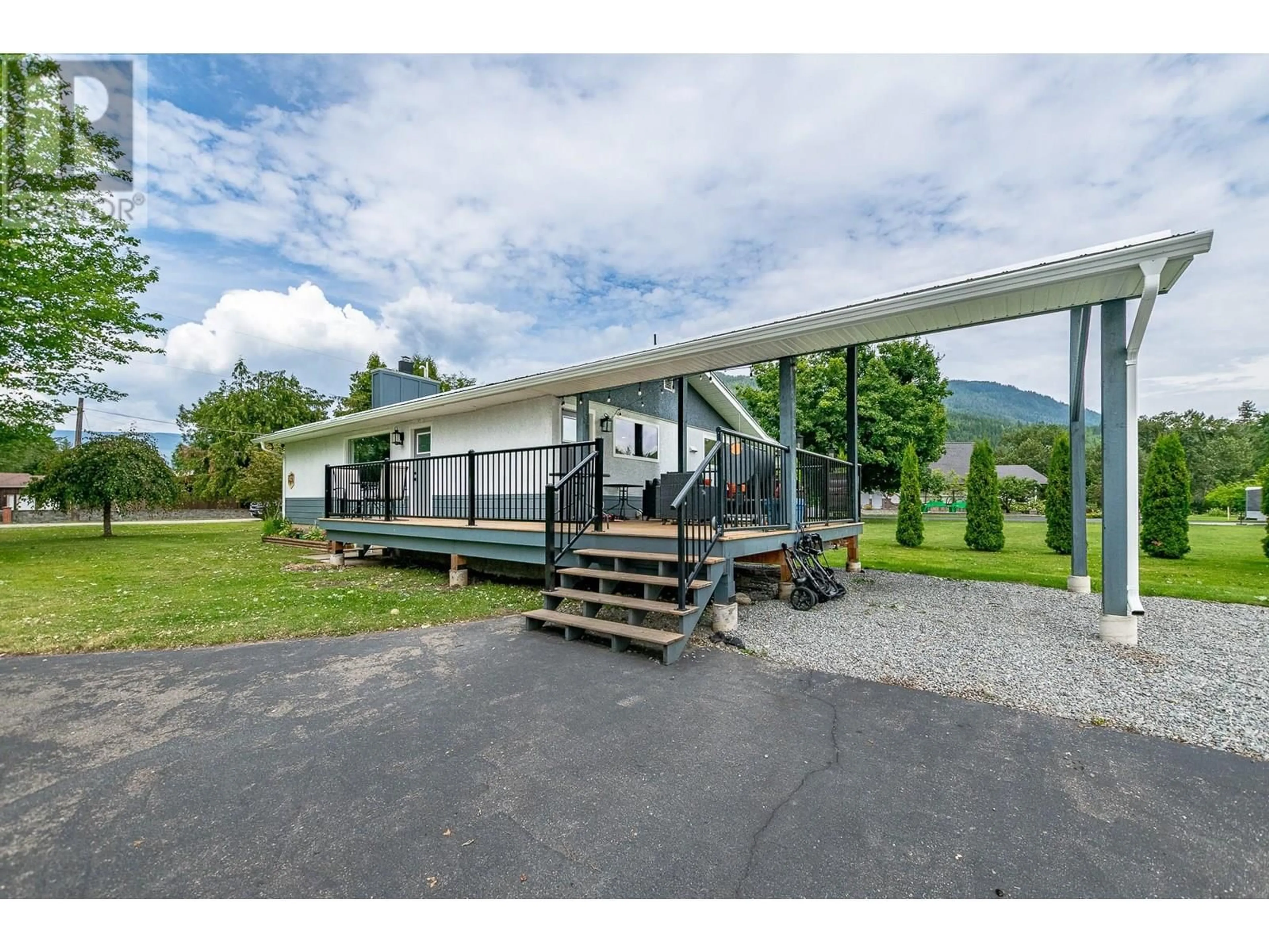 Unknown for 1421 RAUMA AVENUE, Sicamous British Columbia V0E2V4