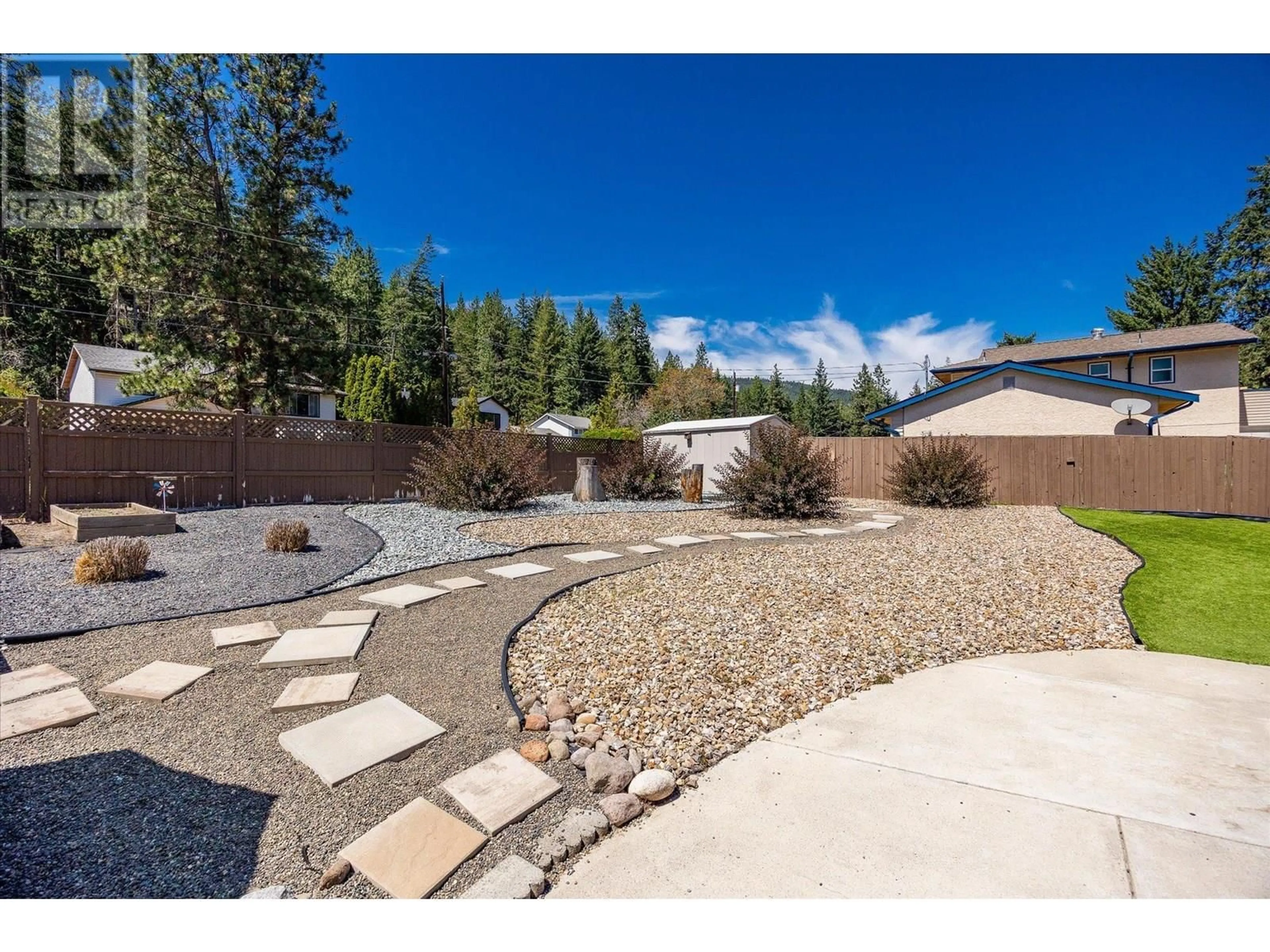 Patio, unknown for 3101 MCIVER ROAD, West Kelowna British Columbia V4T1E6