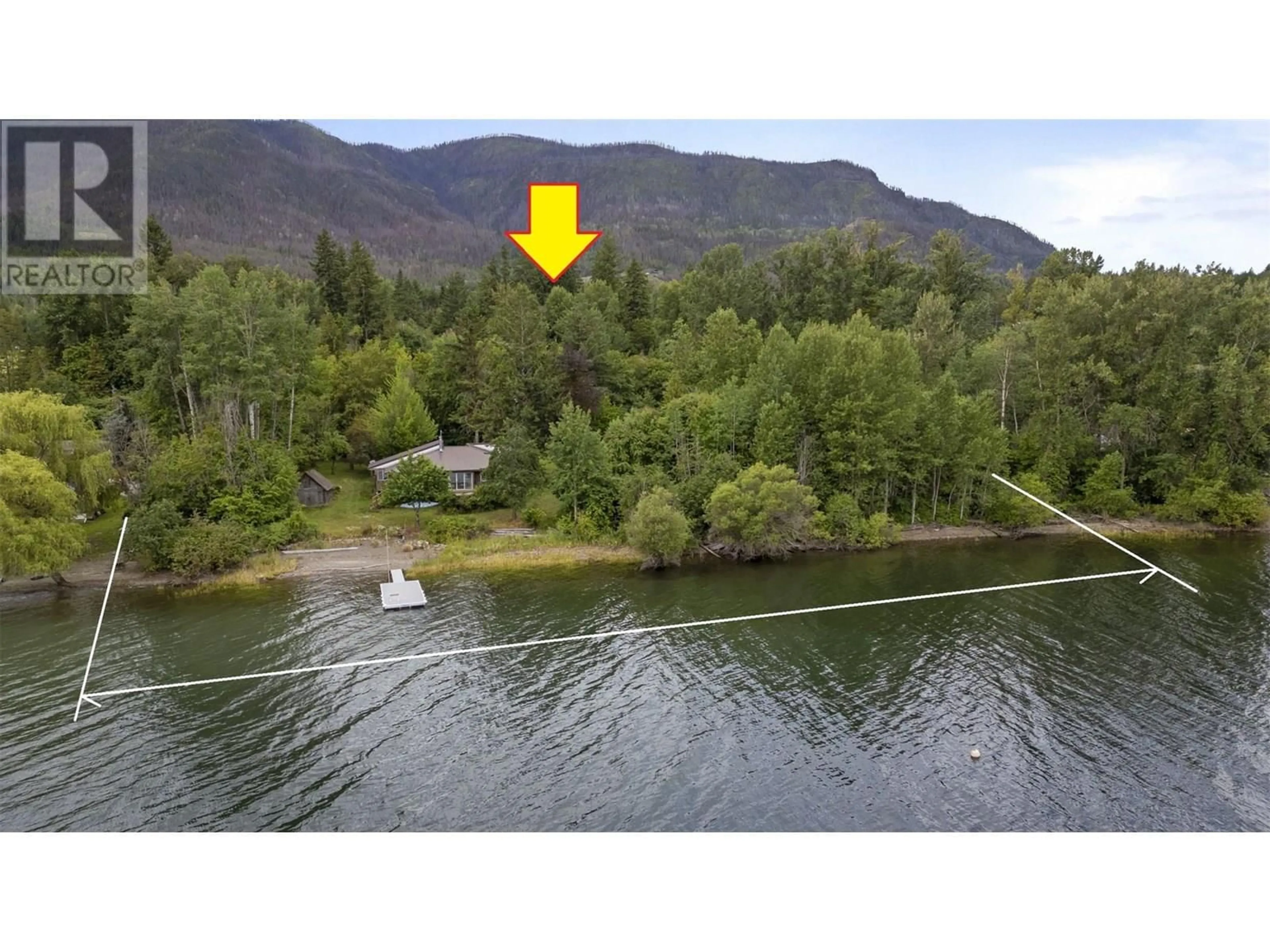 A pic from outside/outdoor area/front of a property/back of a property/a pic from drone, water/lake/river/ocean view for 753 COUBEAUX PLACE, Sorrento British Columbia V0E2W1