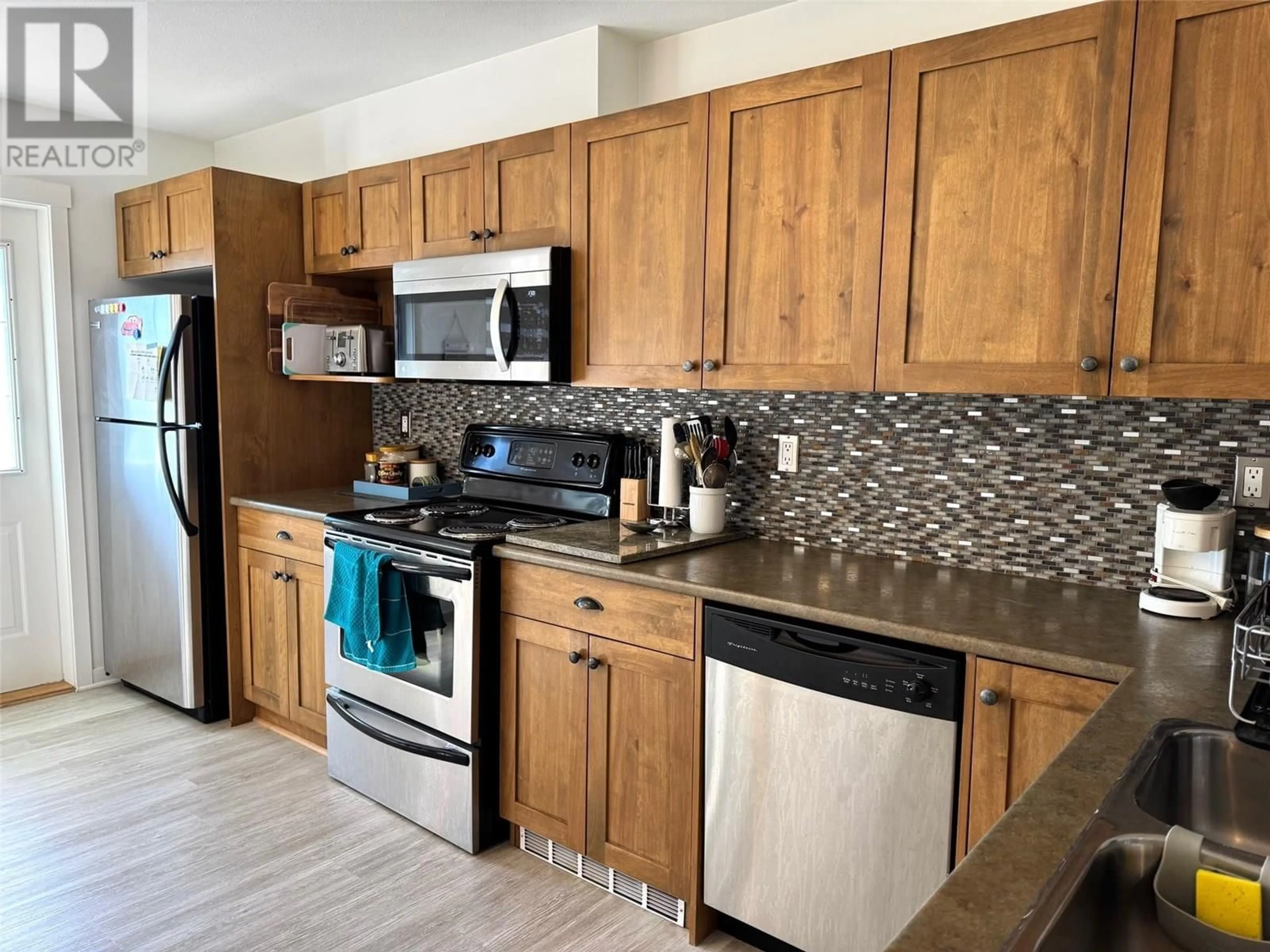 Unknown for 27 - 1970 BRAEVIEW PLACE, Kamloops British Columbia V1S0A2
