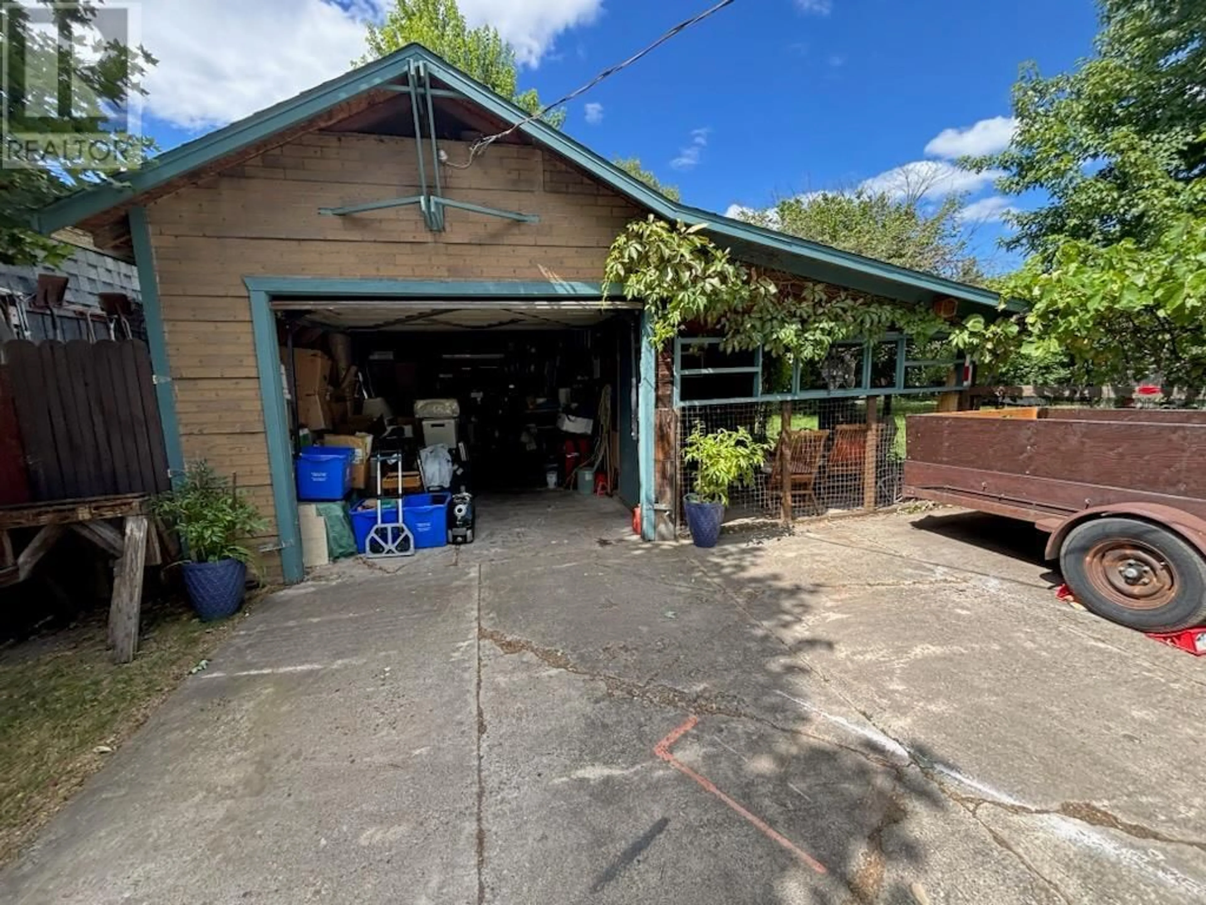 A pic from outside/outdoor area/front of a property/back of a property/a pic from drone, unknown for 7319 9TH STREET, Grand Forks British Columbia V0H1H0
