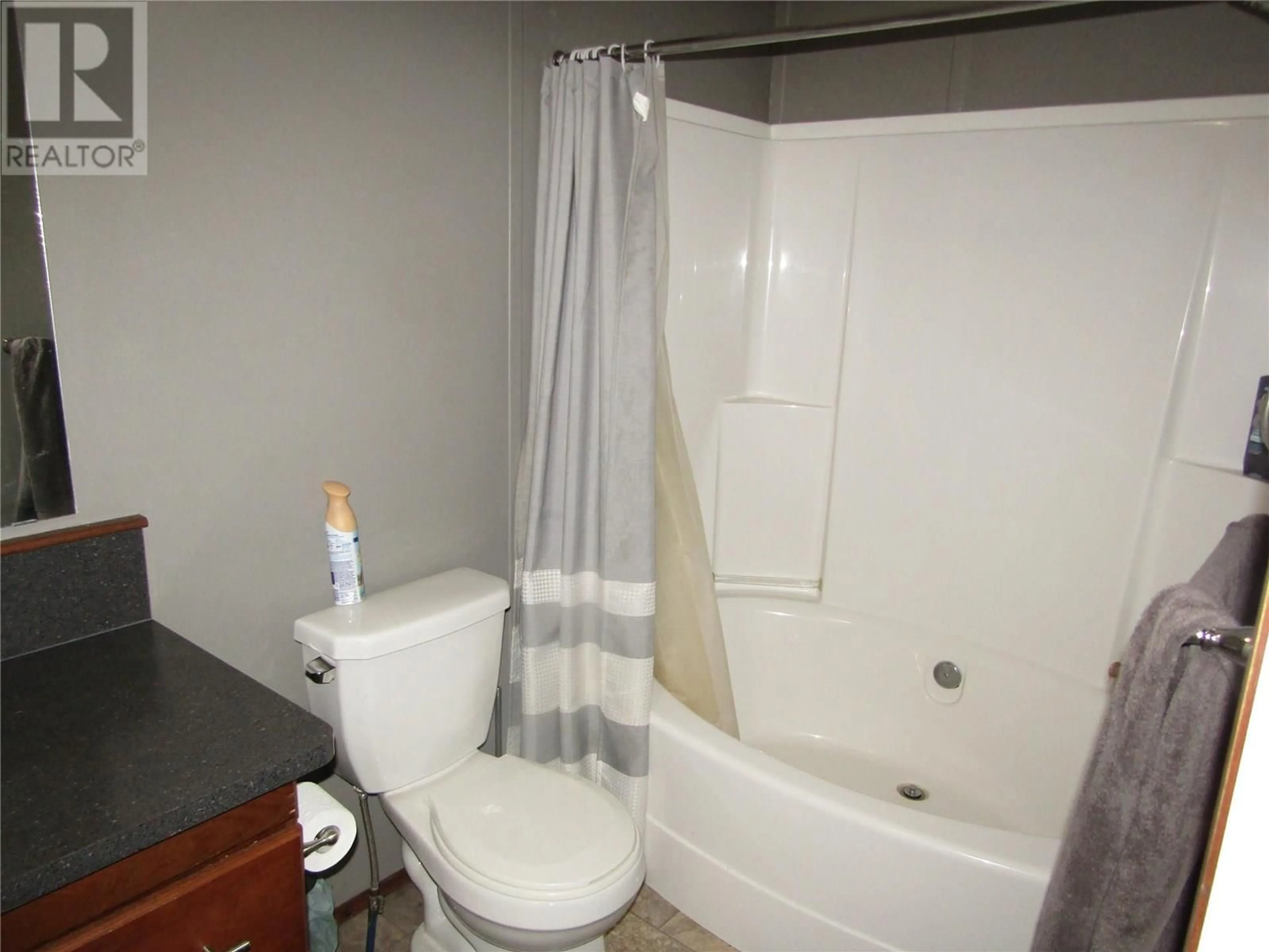 Standard bathroom, unknown for 10899 SEABROOK ROAD, Grand Forks British Columbia V0H1H8