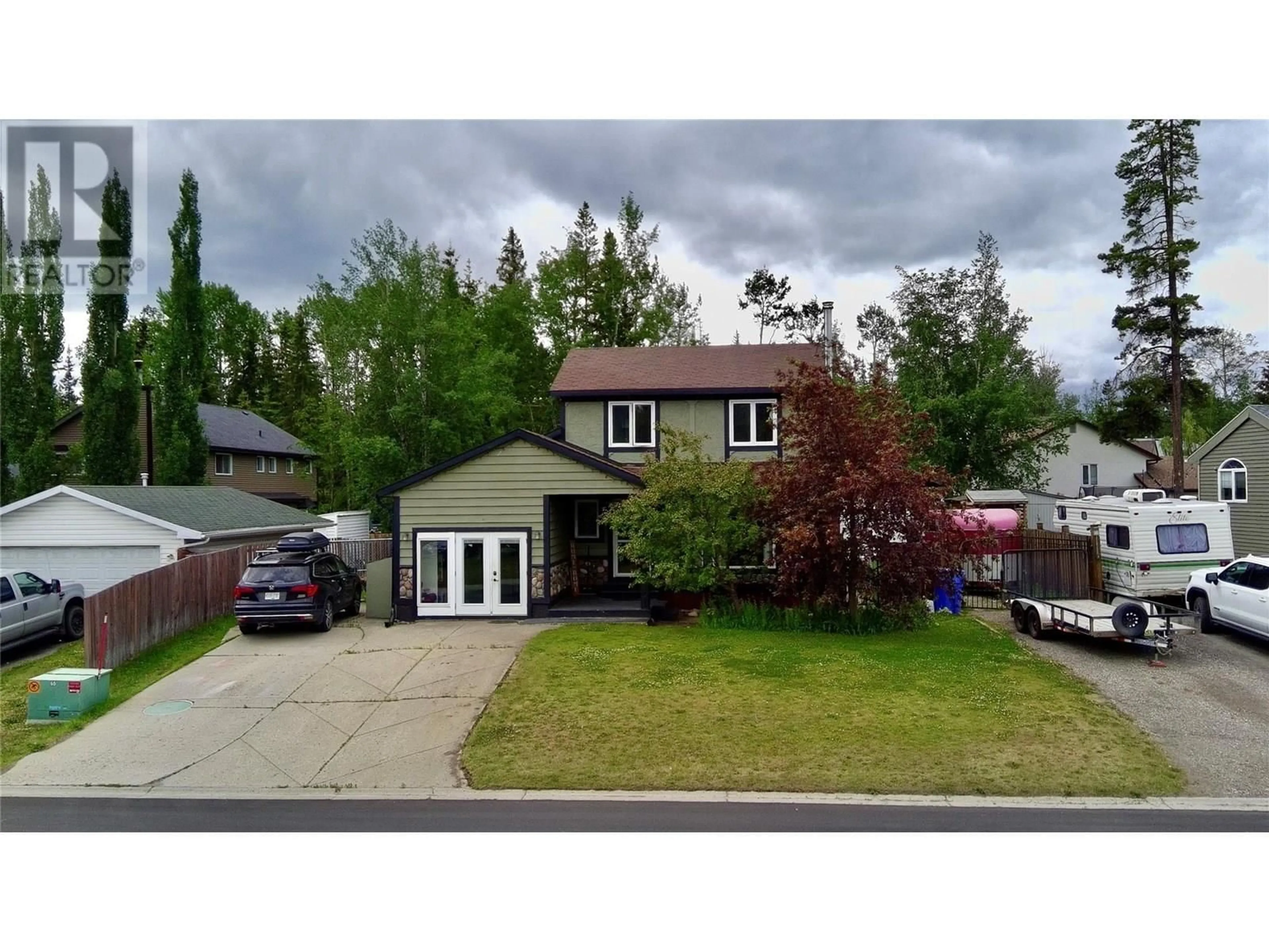 A pic from outside/outdoor area/front of a property/back of a property/a pic from drone, street for 116 BERGERON DRIVE, Tumbler Ridge British Columbia V0C2W0