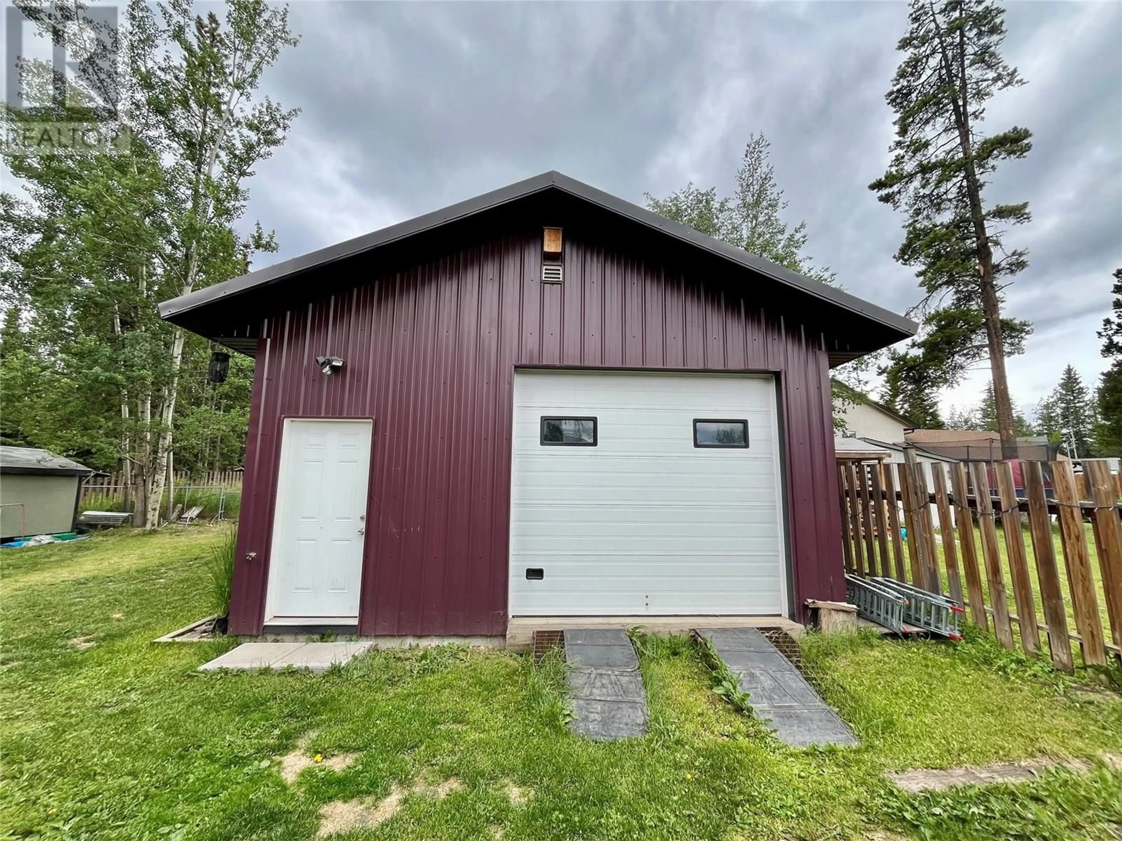 Shed for 116 BERGERON DRIVE, Tumbler Ridge British Columbia V0C2W0