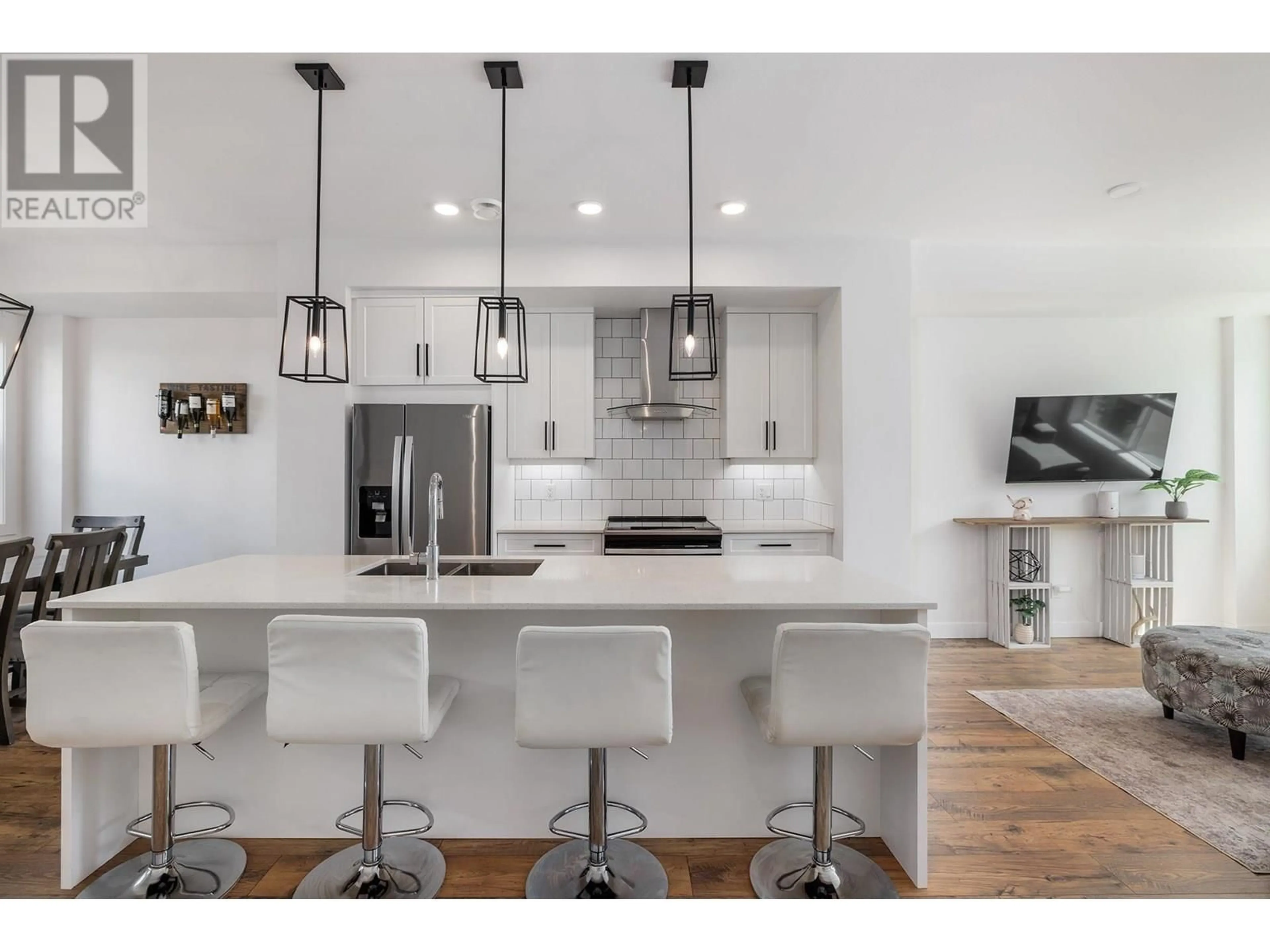 Open concept kitchen, unknown for 39 - 12075 OCEOLA ROAD, Lake Country British Columbia V4V0A7