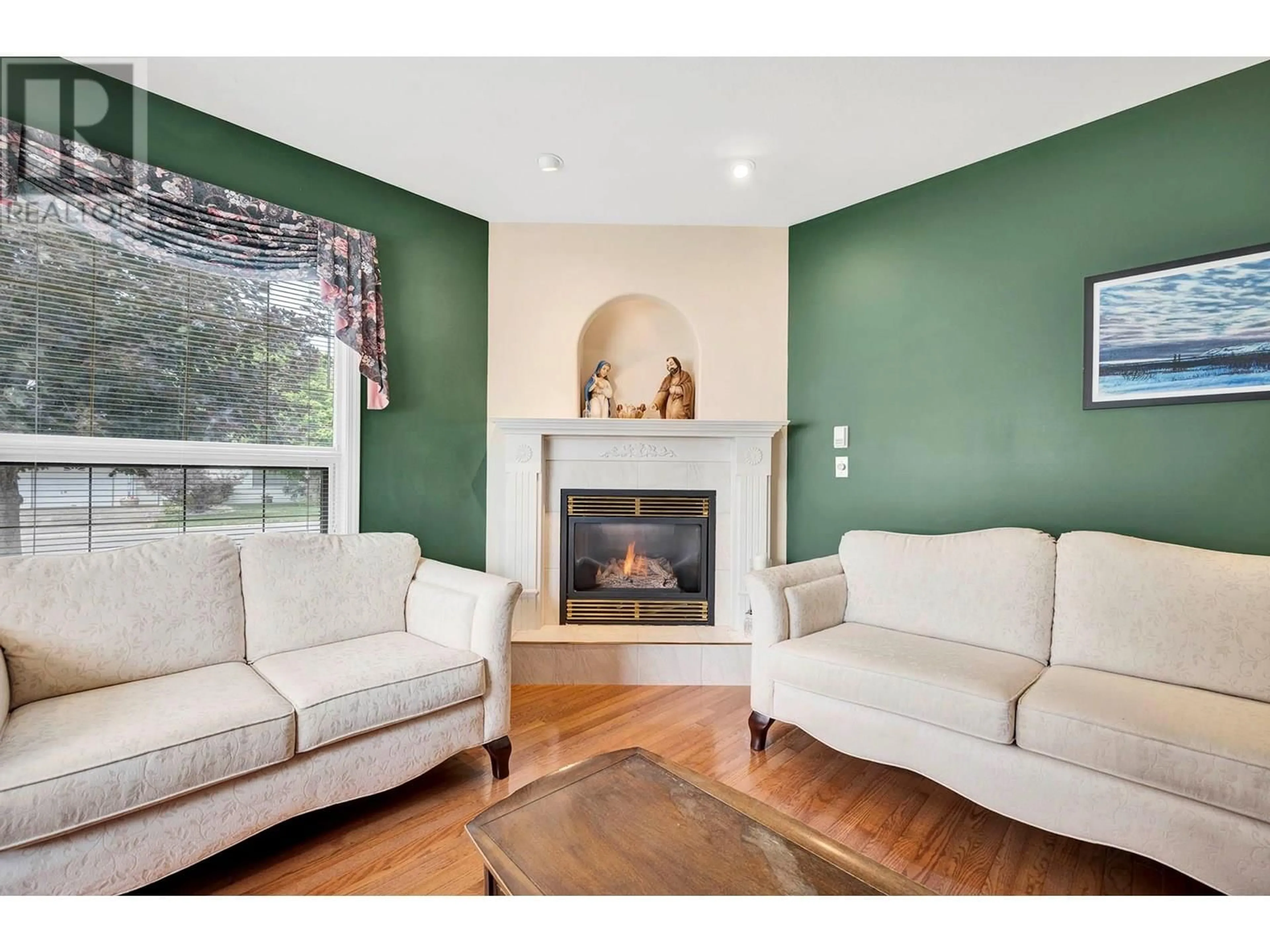 Living room with furniture, unknown for 2761 BANK ROAD, Kamloops British Columbia V2B6Y5