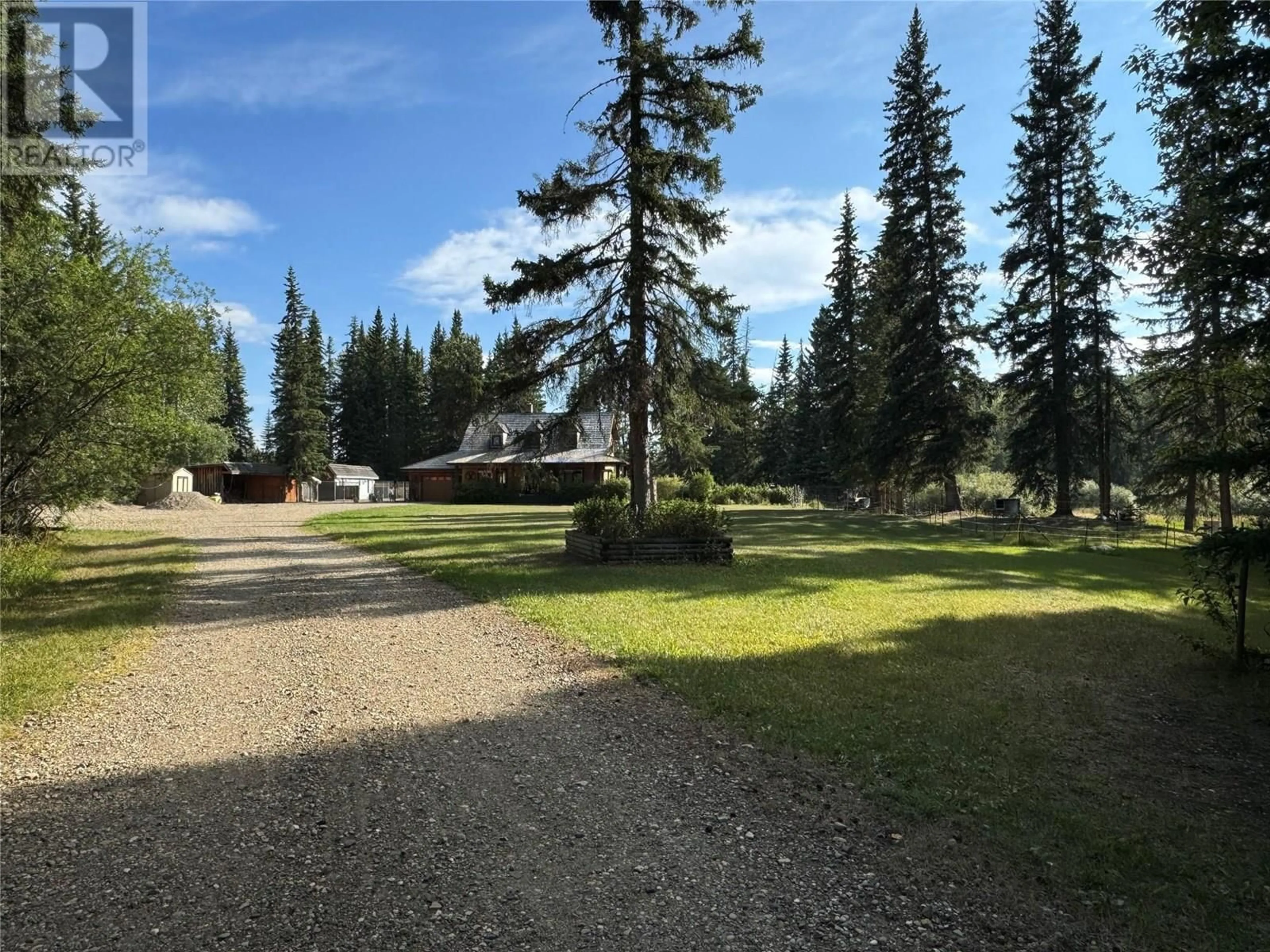 A pic from outside/outdoor area/front of a property/back of a property/a pic from drone, unknown for 17055 52 HIGHWAY, Dawson Creek British Columbia V0C2L0