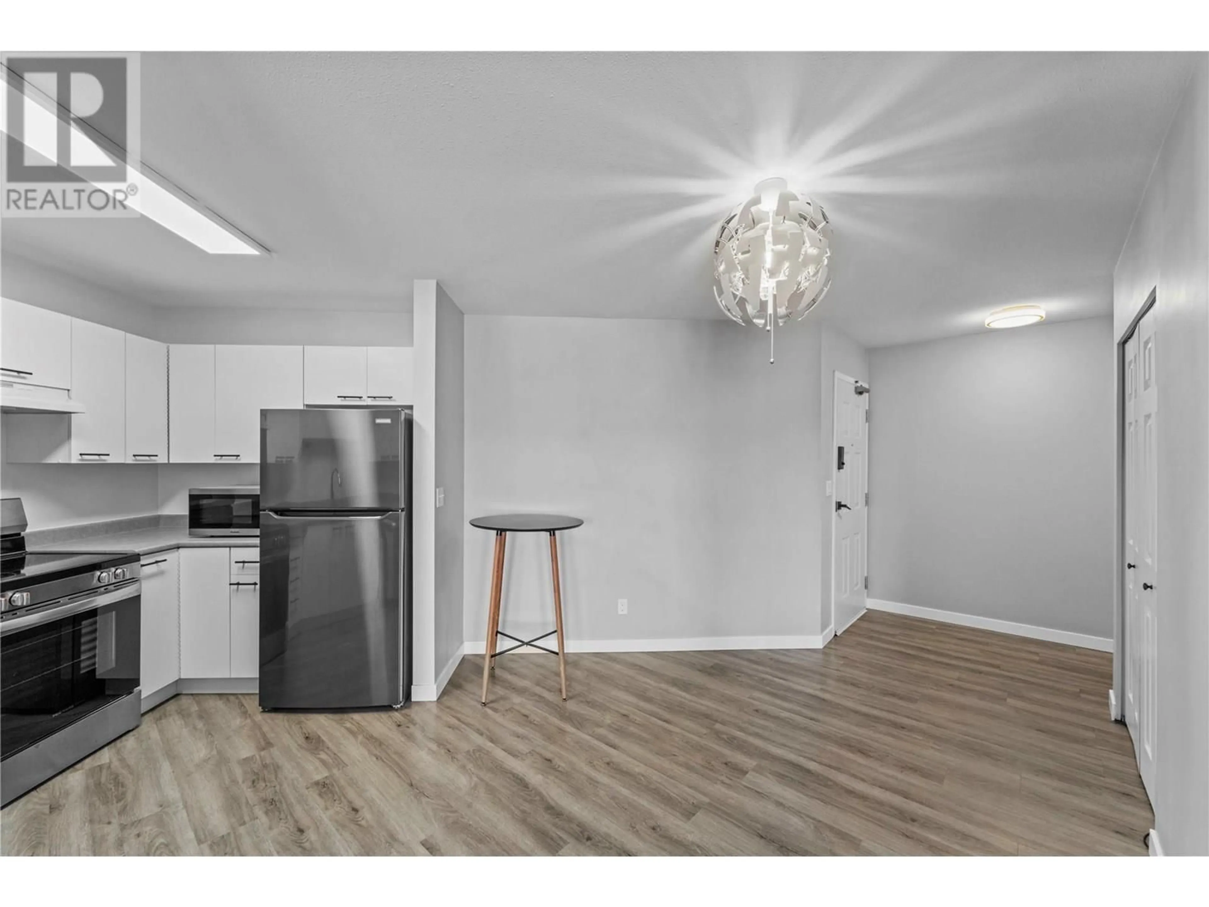 A pic of a room for 405 - 629 LANSDOWNE STREET, Kamloops British Columbia V2C1Y6