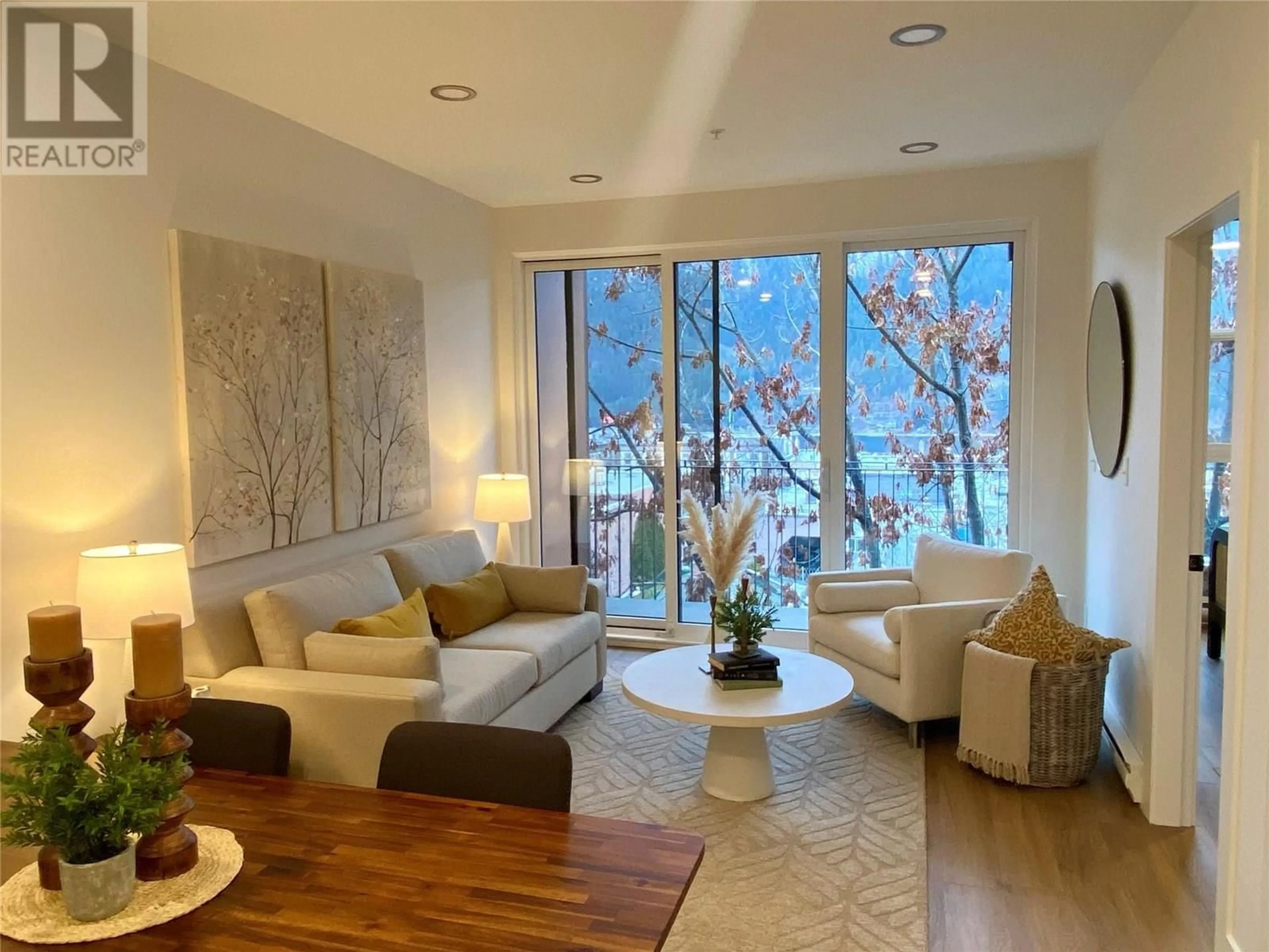 Living room with furniture, unknown for 402 - 514 VICTORIA STREET, Nelson British Columbia V1L4K8