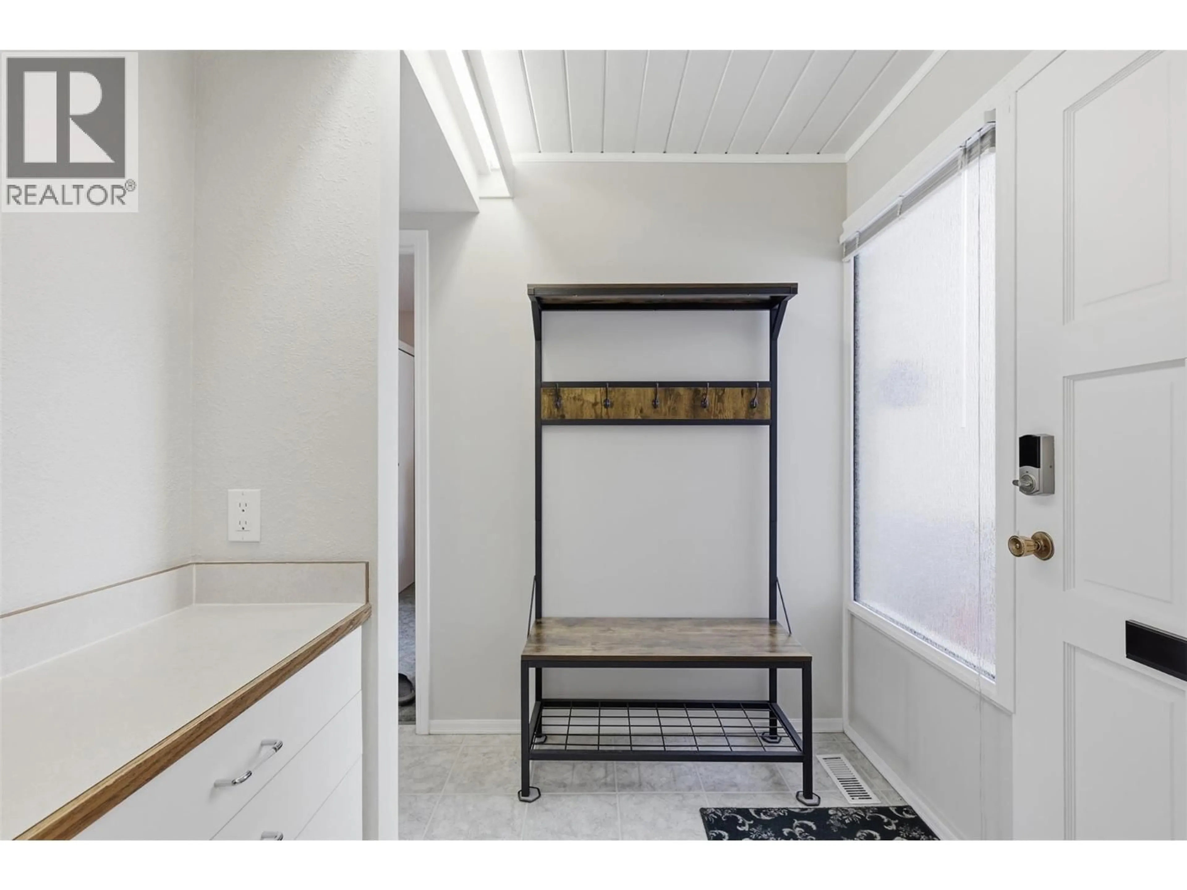 Storage room or clothes room or walk-in closet for 14 - 1555 SUMMIT DRIVE, Kamloops British Columbia V2E1E9