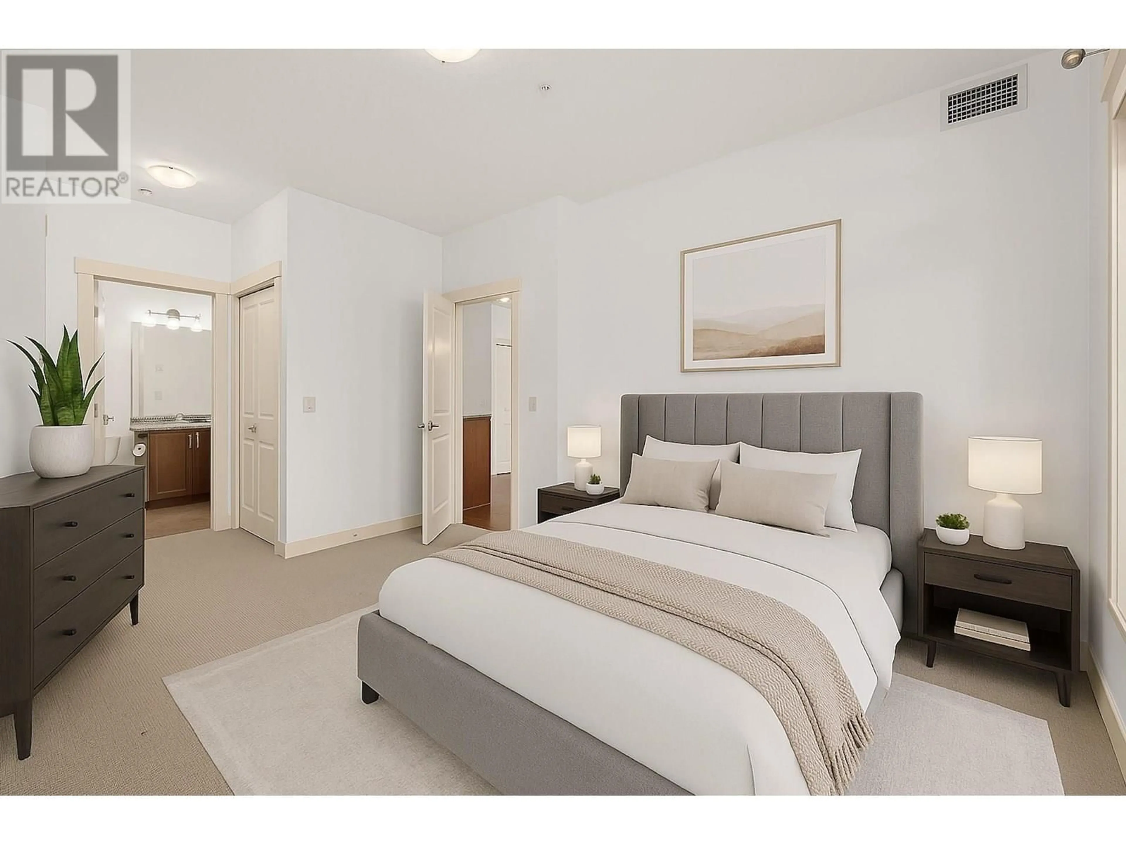 Bedroom with bed, unknown for 215 - 3533 CARRINGTON ROAD, West Kelowna British Columbia V4T2Z9