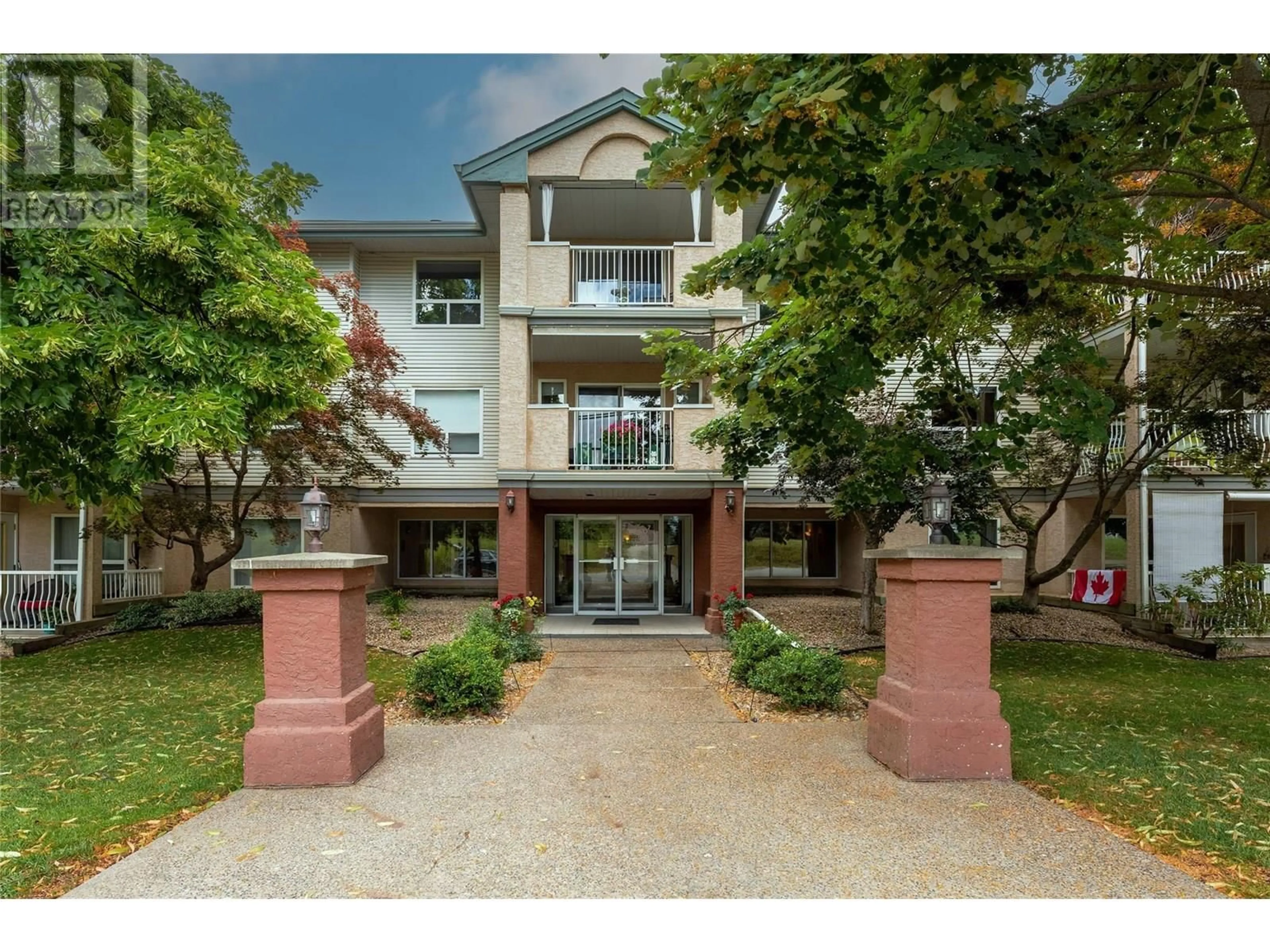 Unknown for 306 - 250 5 STREET SOUTHEAST, Salmon Arm British Columbia V1E1J8