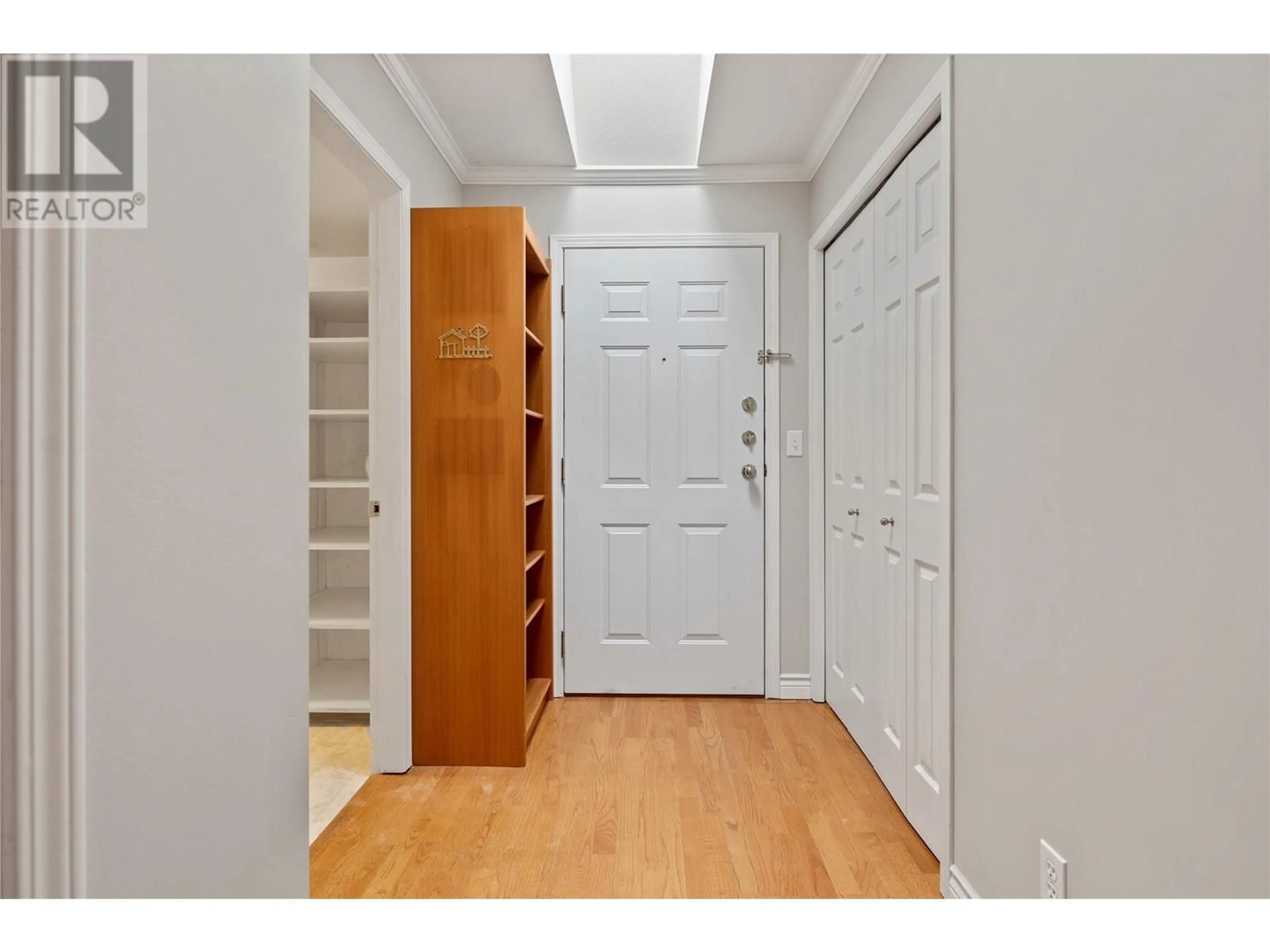 Indoor entryway for 306 - 250 5 STREET SOUTHEAST, Salmon Arm British Columbia V1E1J8