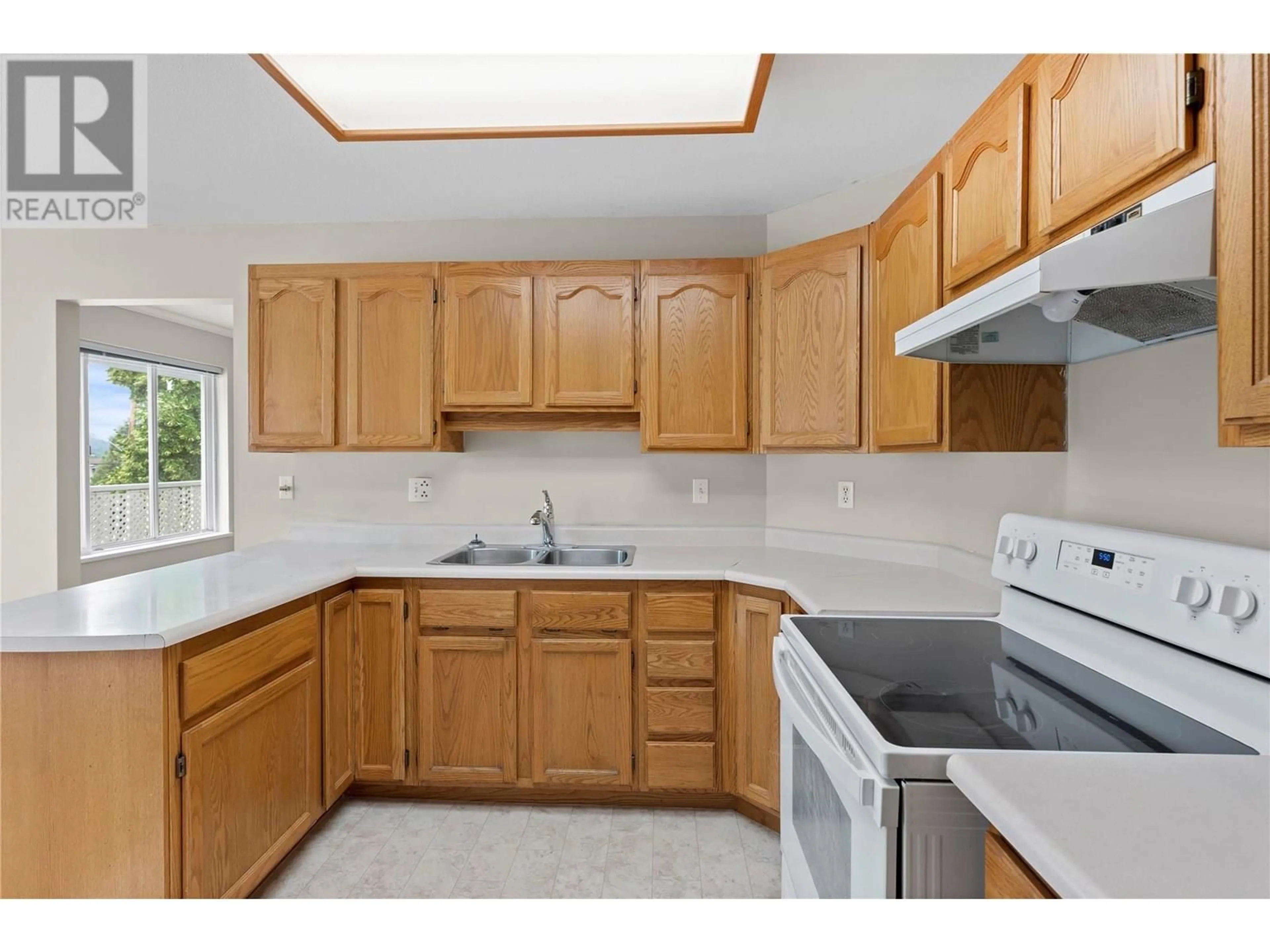 Standard kitchen, unknown for 306 - 250 5 STREET SOUTHEAST, Salmon Arm British Columbia V1E1J8