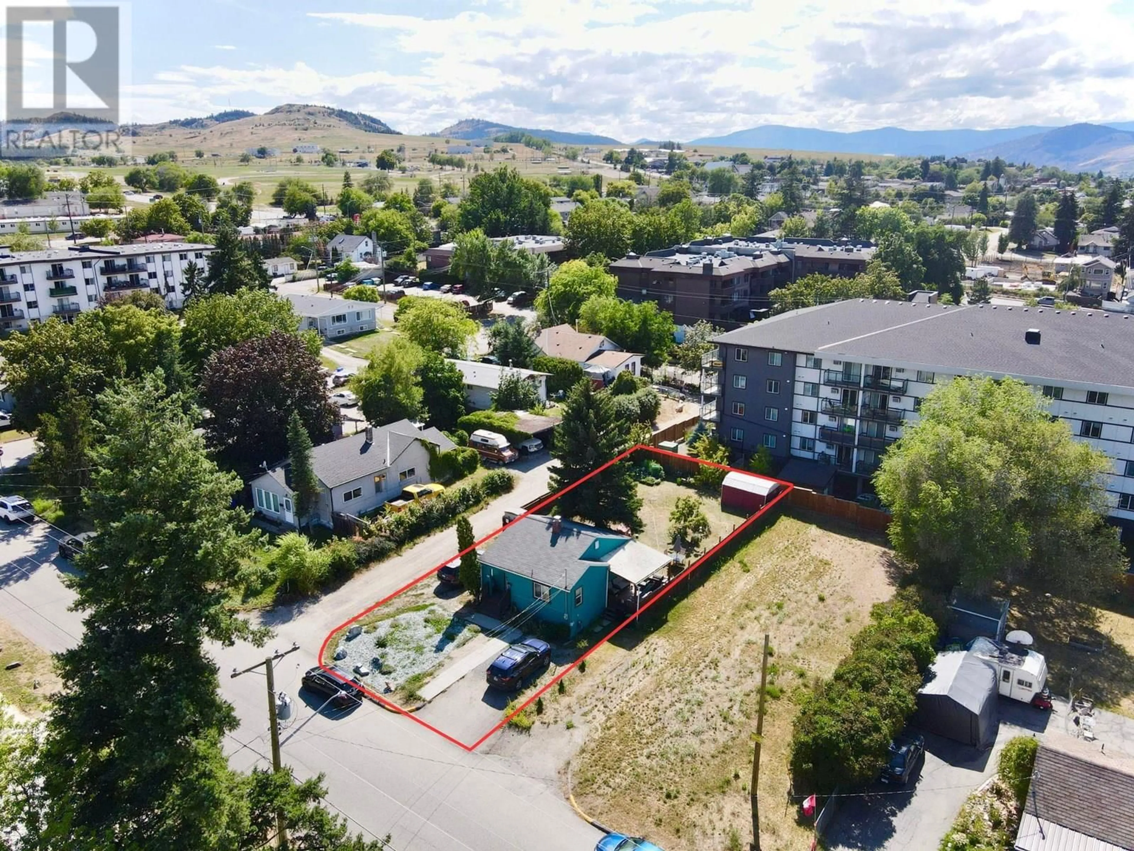 A pic from outside/outdoor area/front of a property/back of a property/a pic from drone, mountain view for 1802 31 STREET, Vernon British Columbia V1T5G9