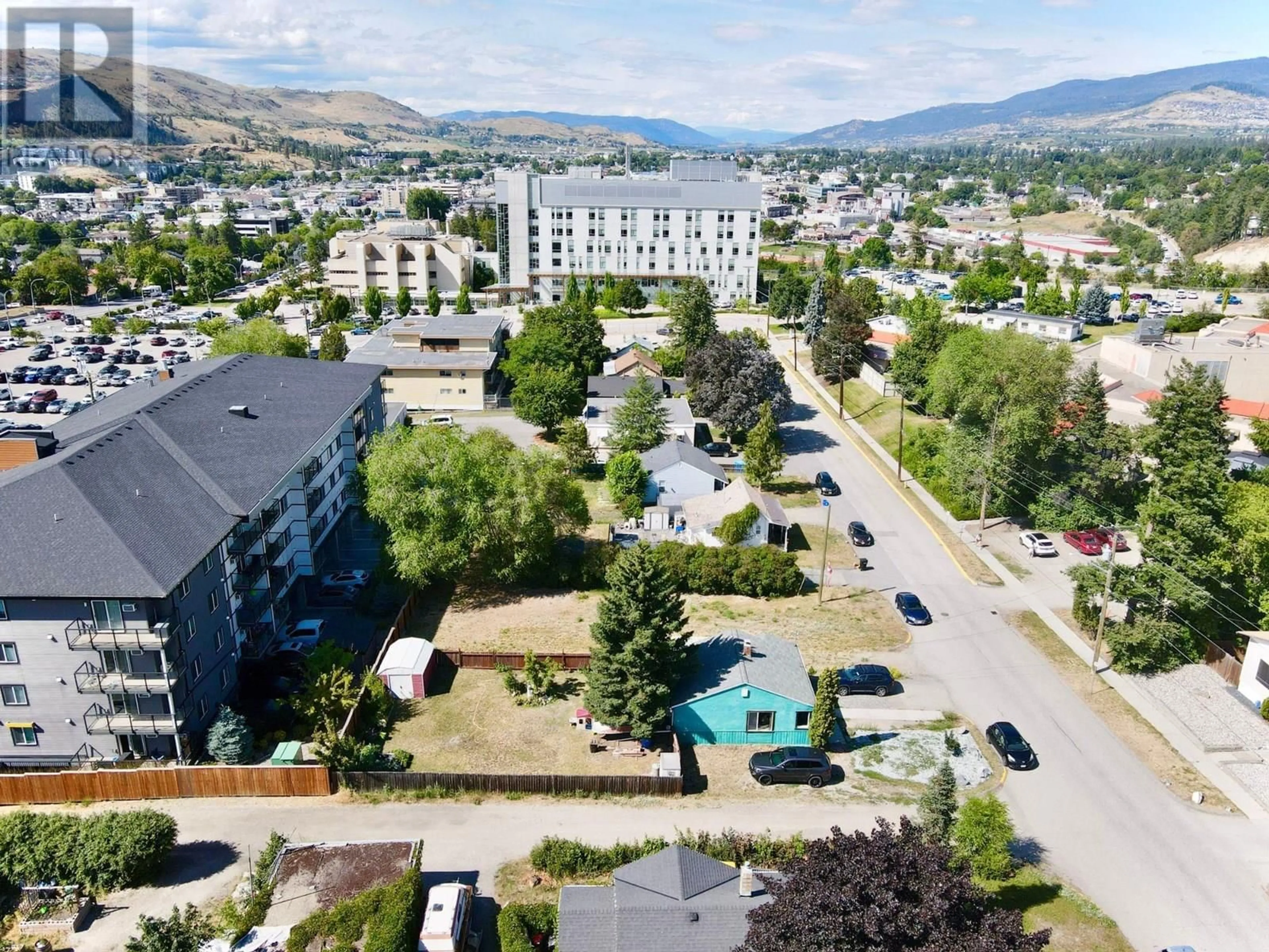 A pic from outside/outdoor area/front of a property/back of a property/a pic from drone, mountain view for 1802 31 STREET, Vernon British Columbia V1T5G9