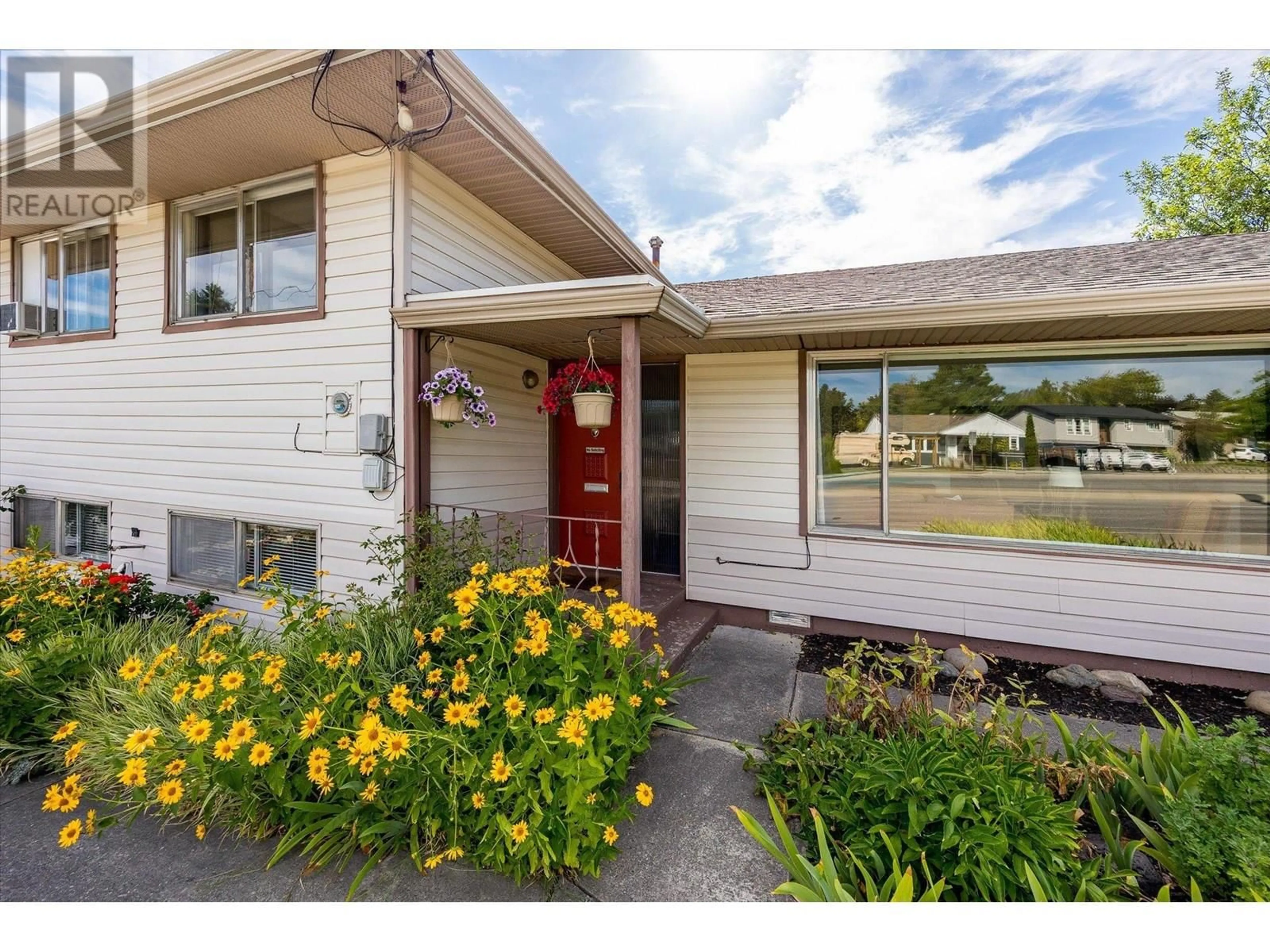 Unknown for 980 CLIFTON ROAD, Kelowna British Columbia V1Y4C6