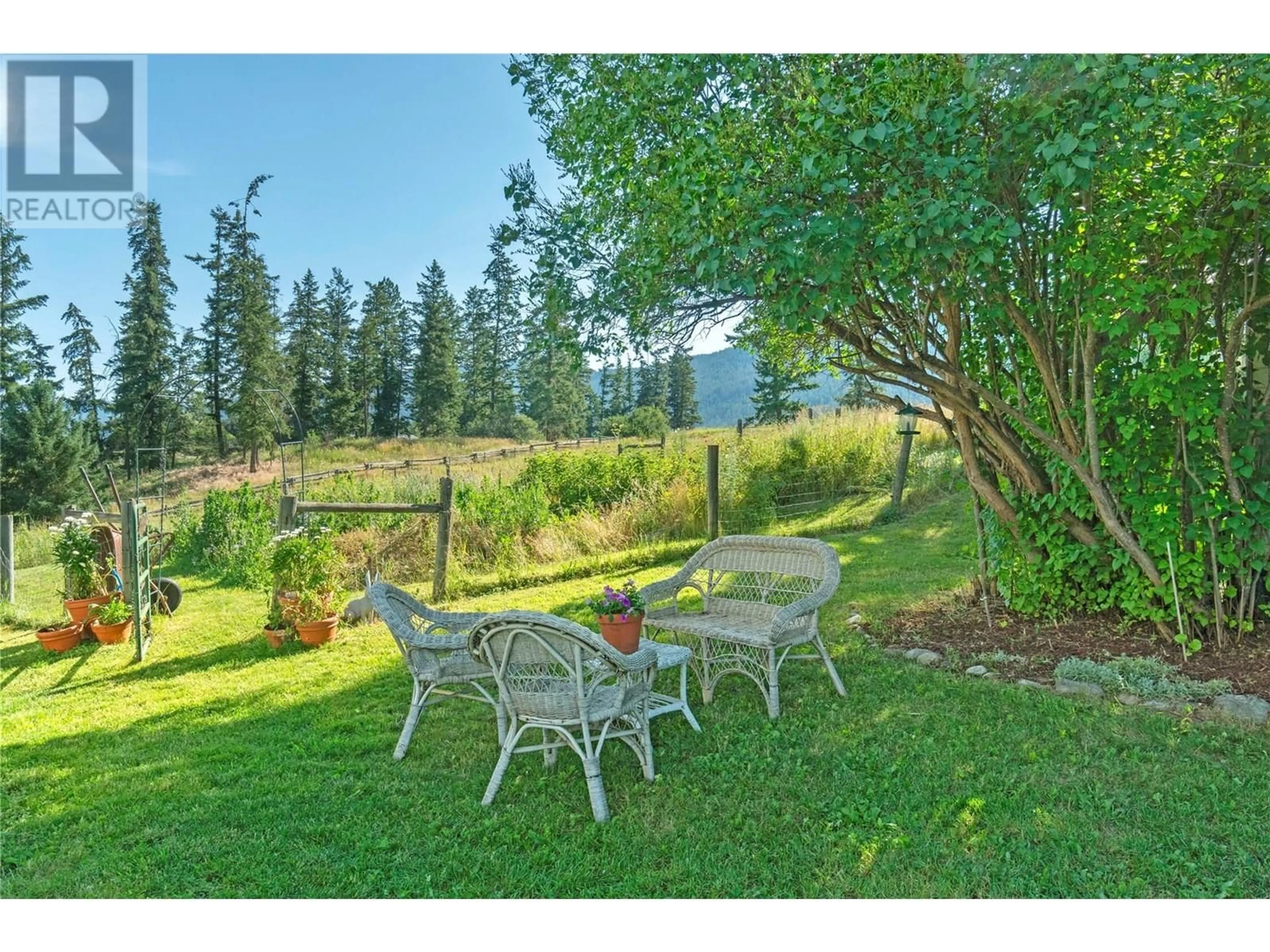 Patio, unknown for 4756 STEPNEY ROAD, Armstrong British Columbia V0E1B8
