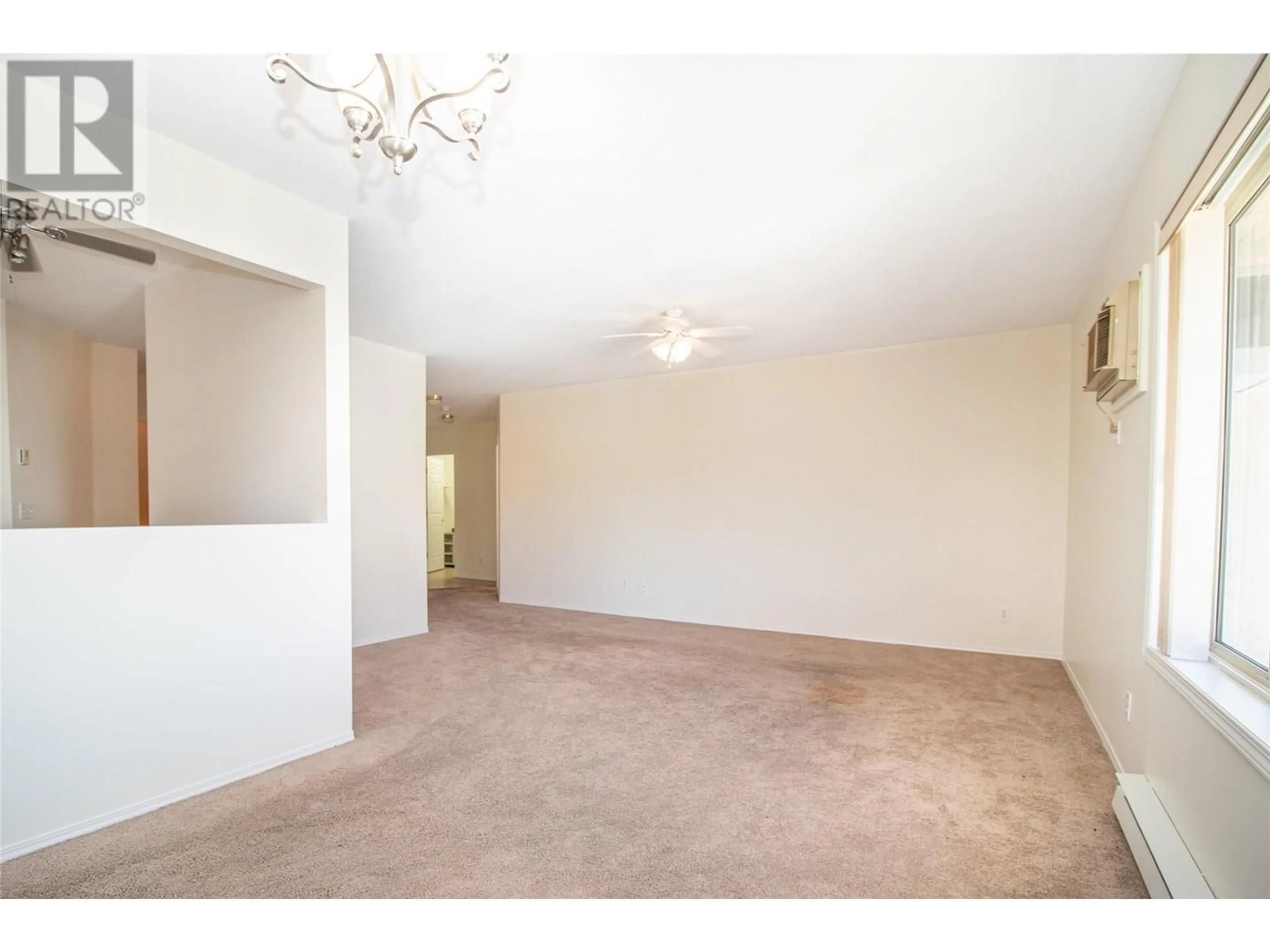 A pic of a room for 304 - 1318 RICHTER STREET, Kelowna British Columbia V1Y2L3